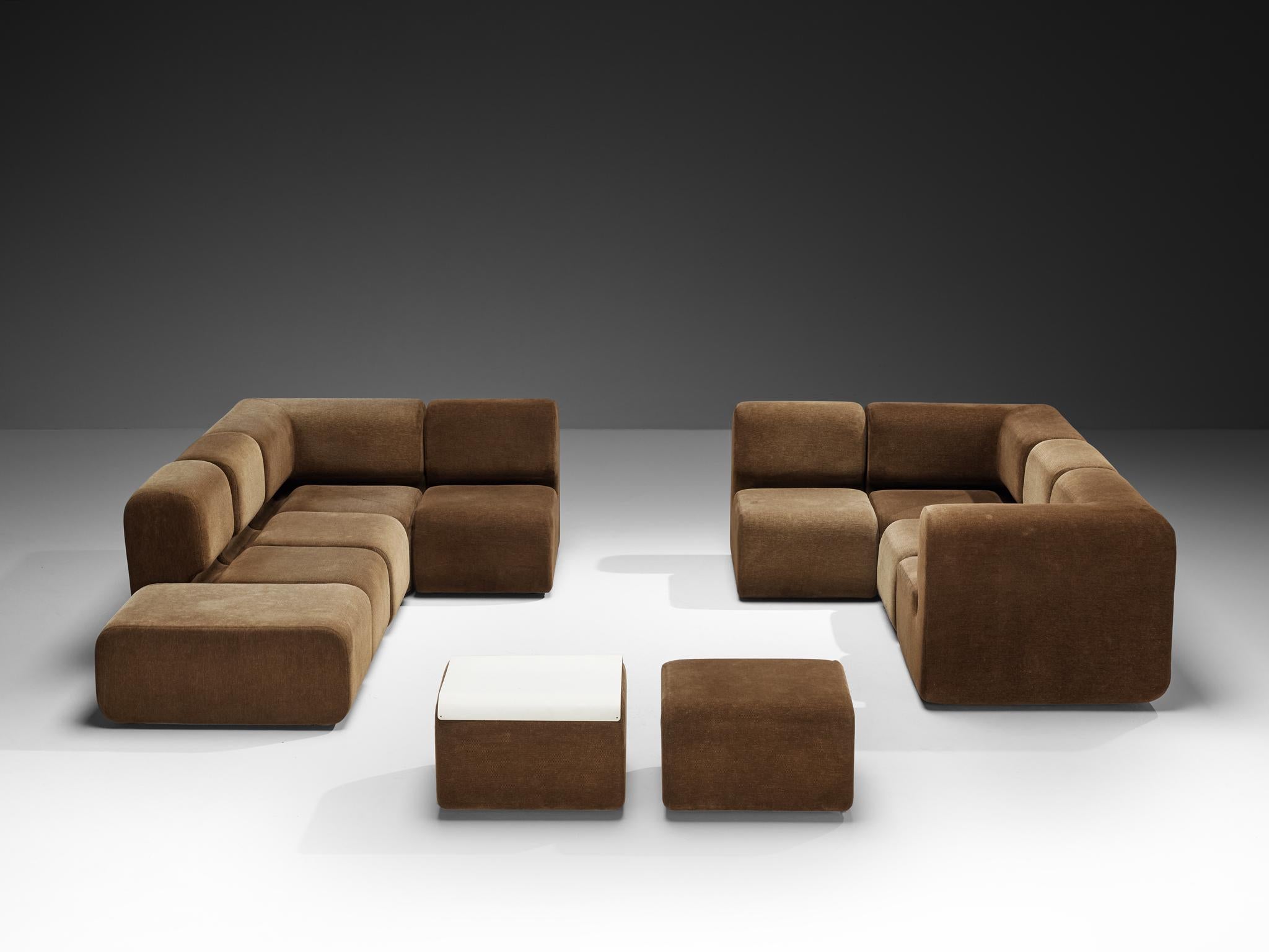 Sofá Modular Swiss Grand en Tela Marrón Escandinavo moderno en venta