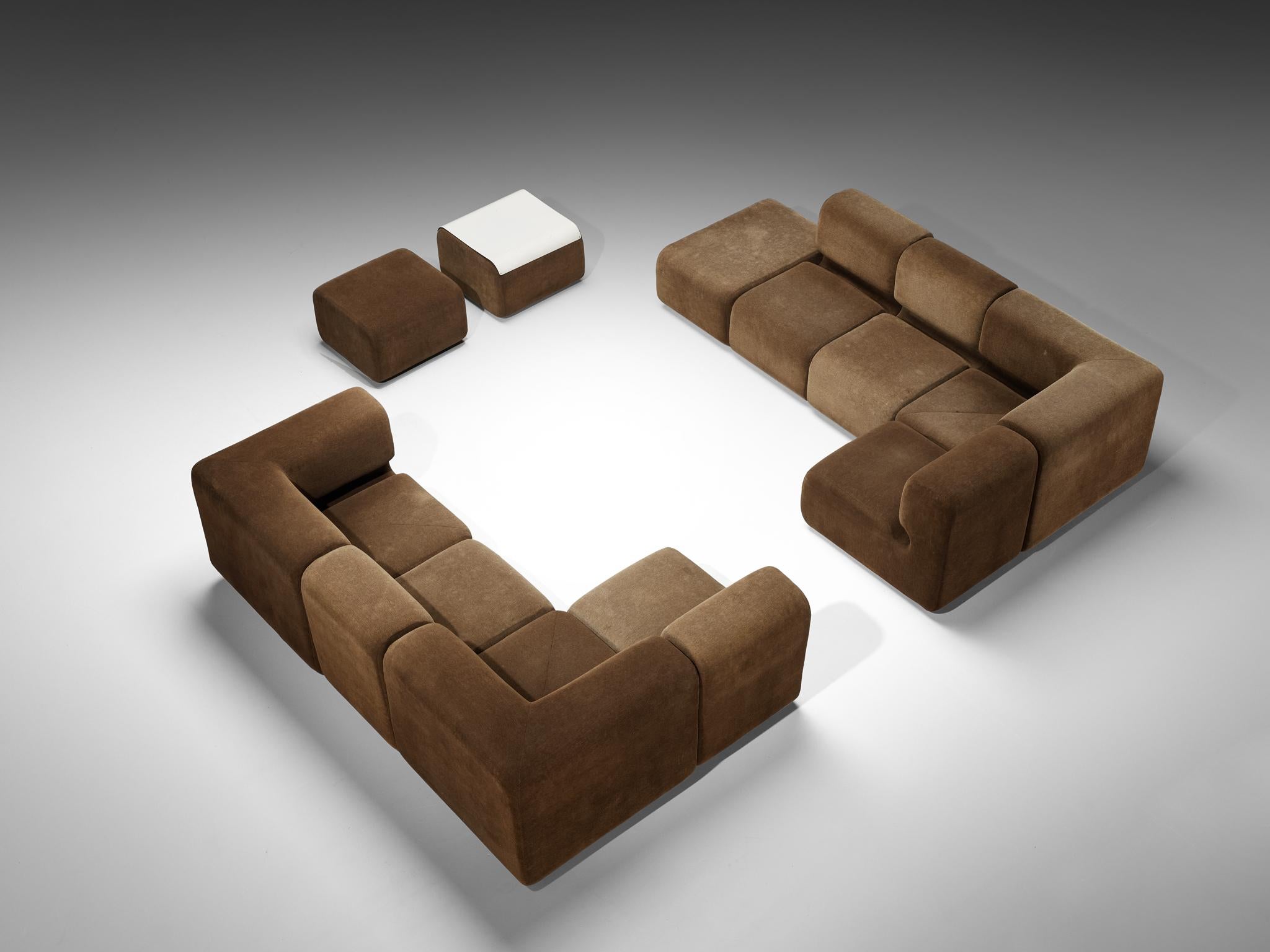 Sofá Modular Swiss Grand en Tela Marrón en Bueno estado para la venta en Waalwijk, NL