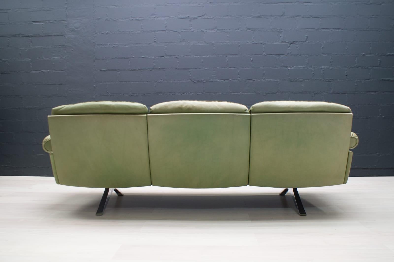 Leather Swiss Green 3-Seat Model DS31 Sofa from De Sede, 1960s