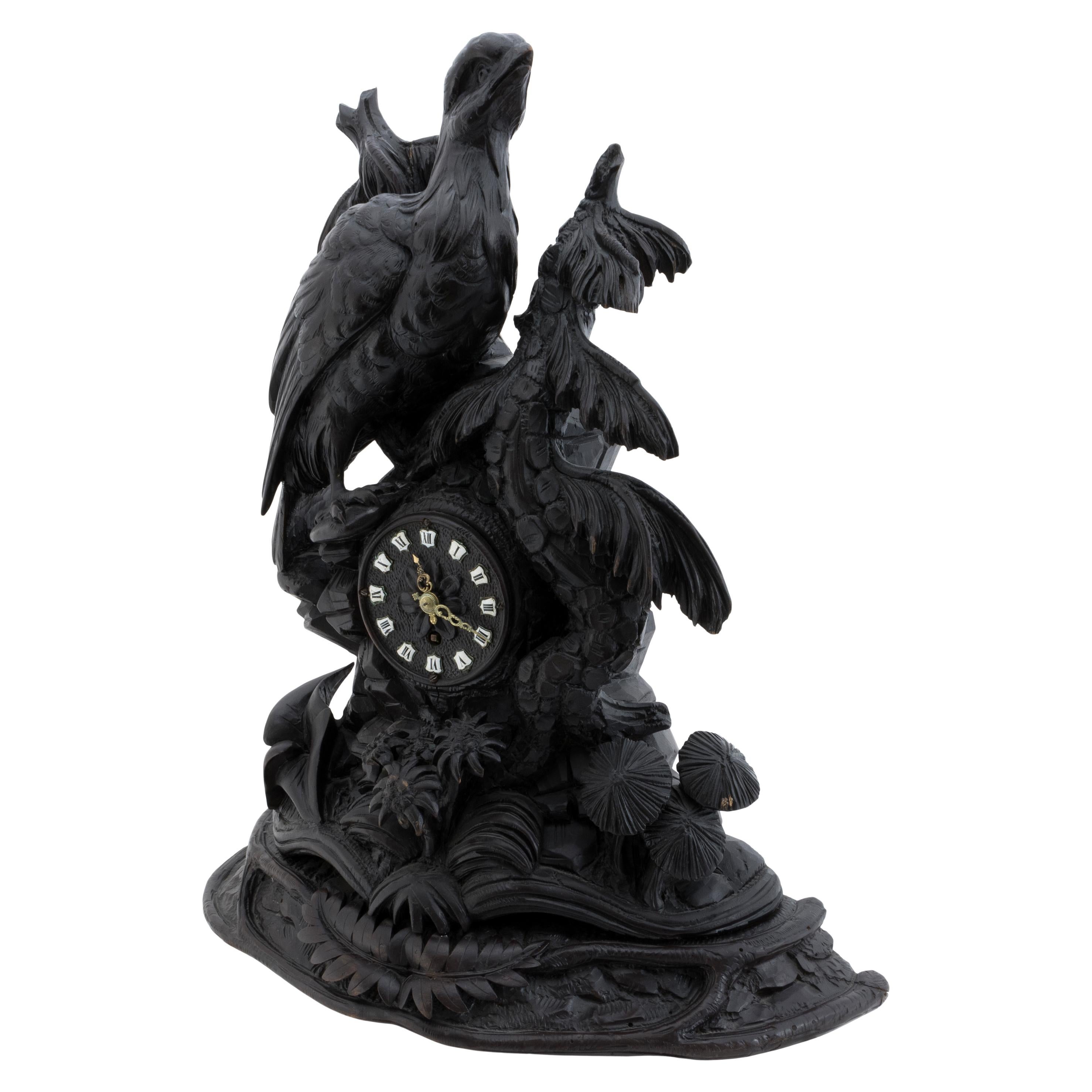 Horloge de jeu suisse sculptée à la main Black Forest Bon état - En vente à Coeur d'Alene, ID
