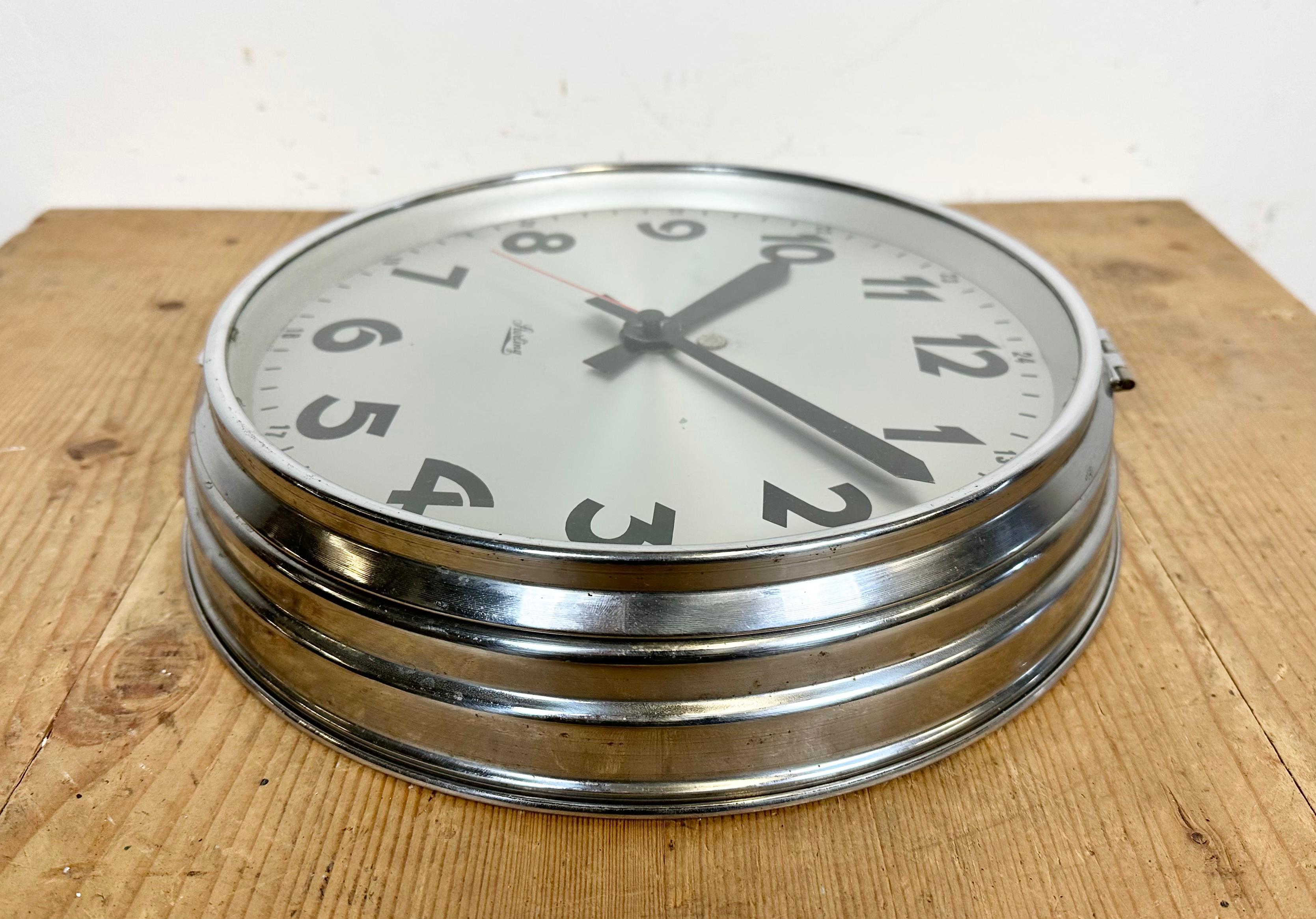 Swiss Industrial Wall Clock from Sterling, 1960s For Sale 2