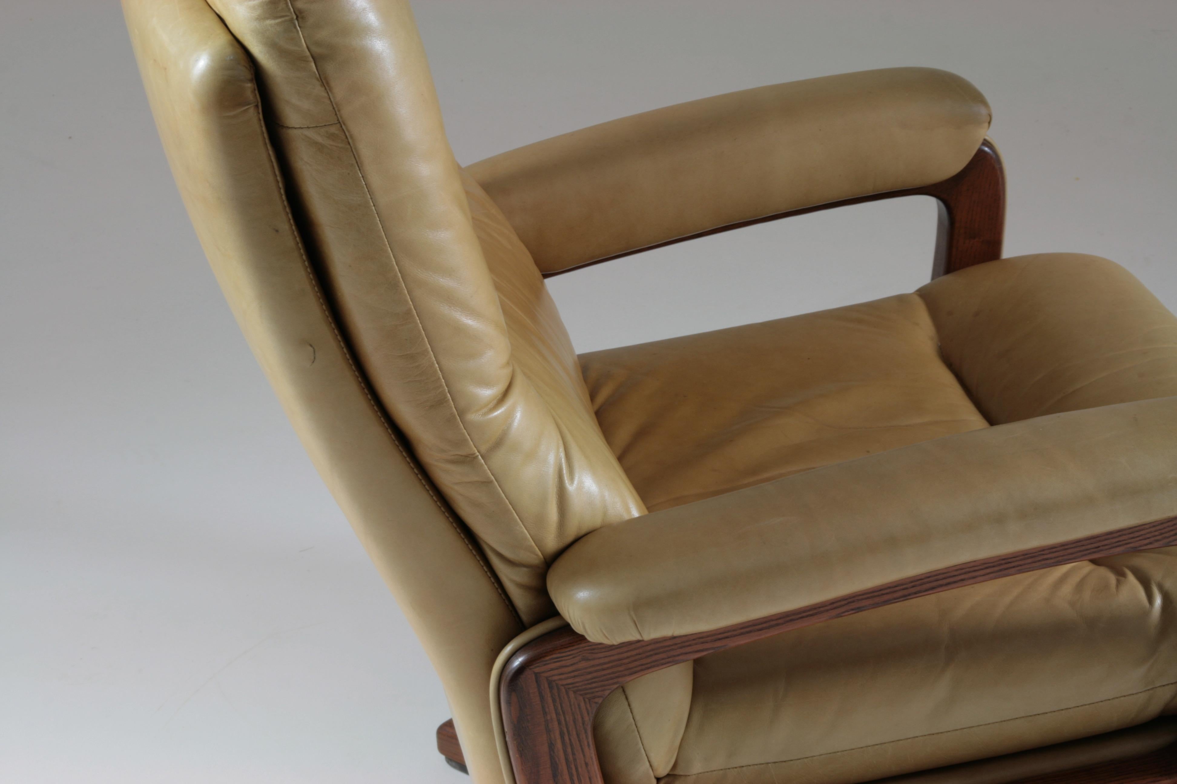 Swiss Leather Lounge Chair Attributed to André Vandenbeuck for Strässle, 1960s 10