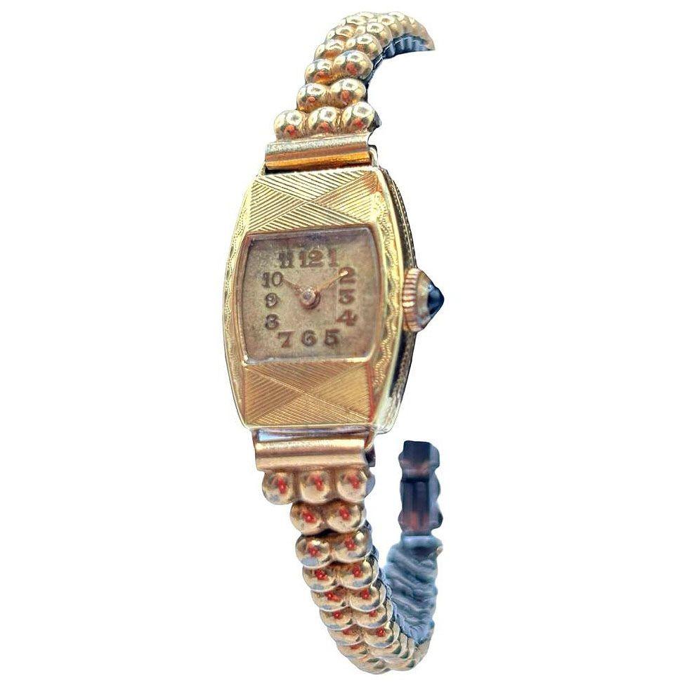 Early 20th Century Swiss Made Rolled Gold Plate Art Deco Women's Watch by Gruen w/ Wristband For Sale