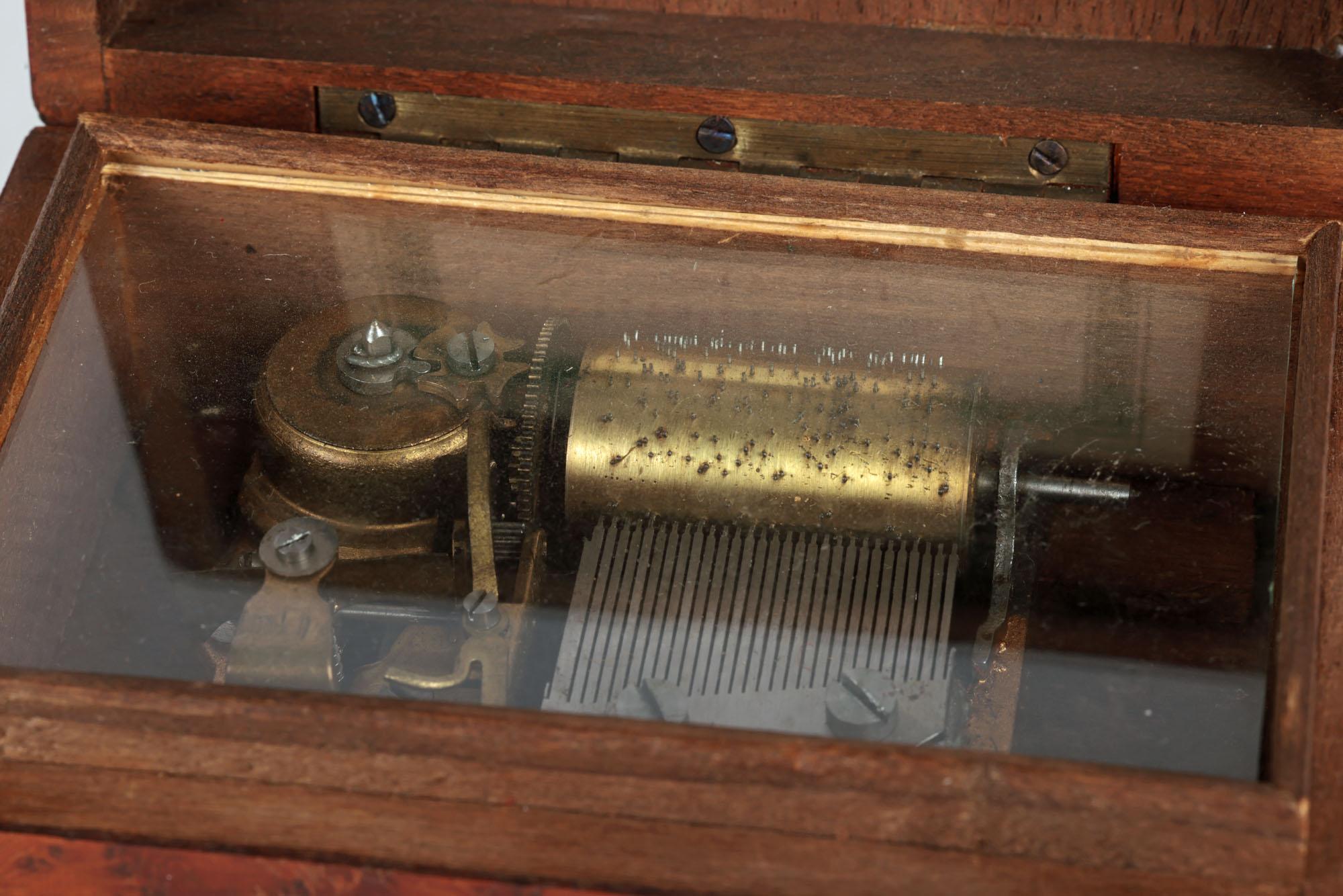 Wood Swiss Mechanical Burr Walnut Music Box with 4 Airs