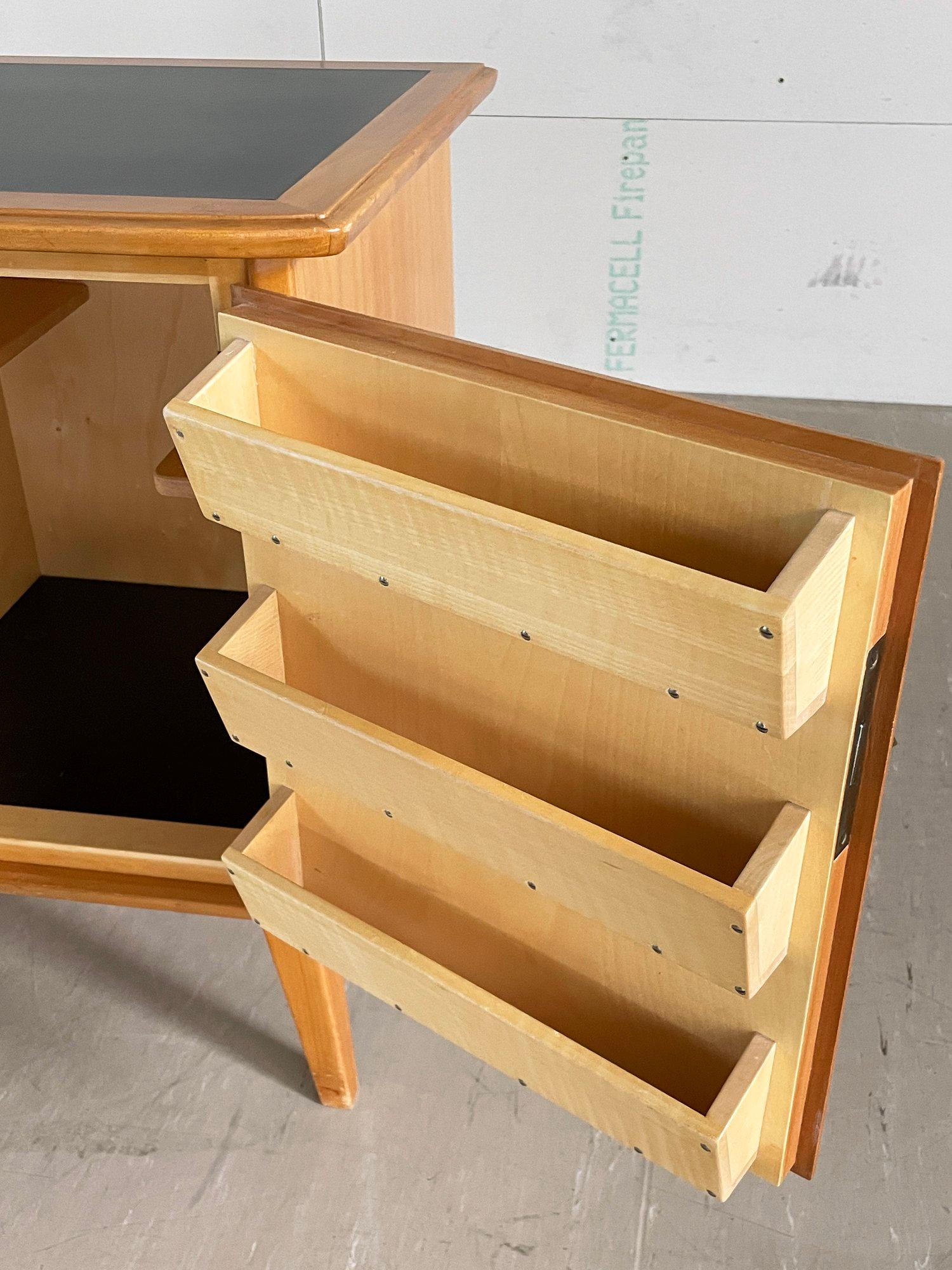 Schweizer Mid Century Getränkeschrank im Angebot 4