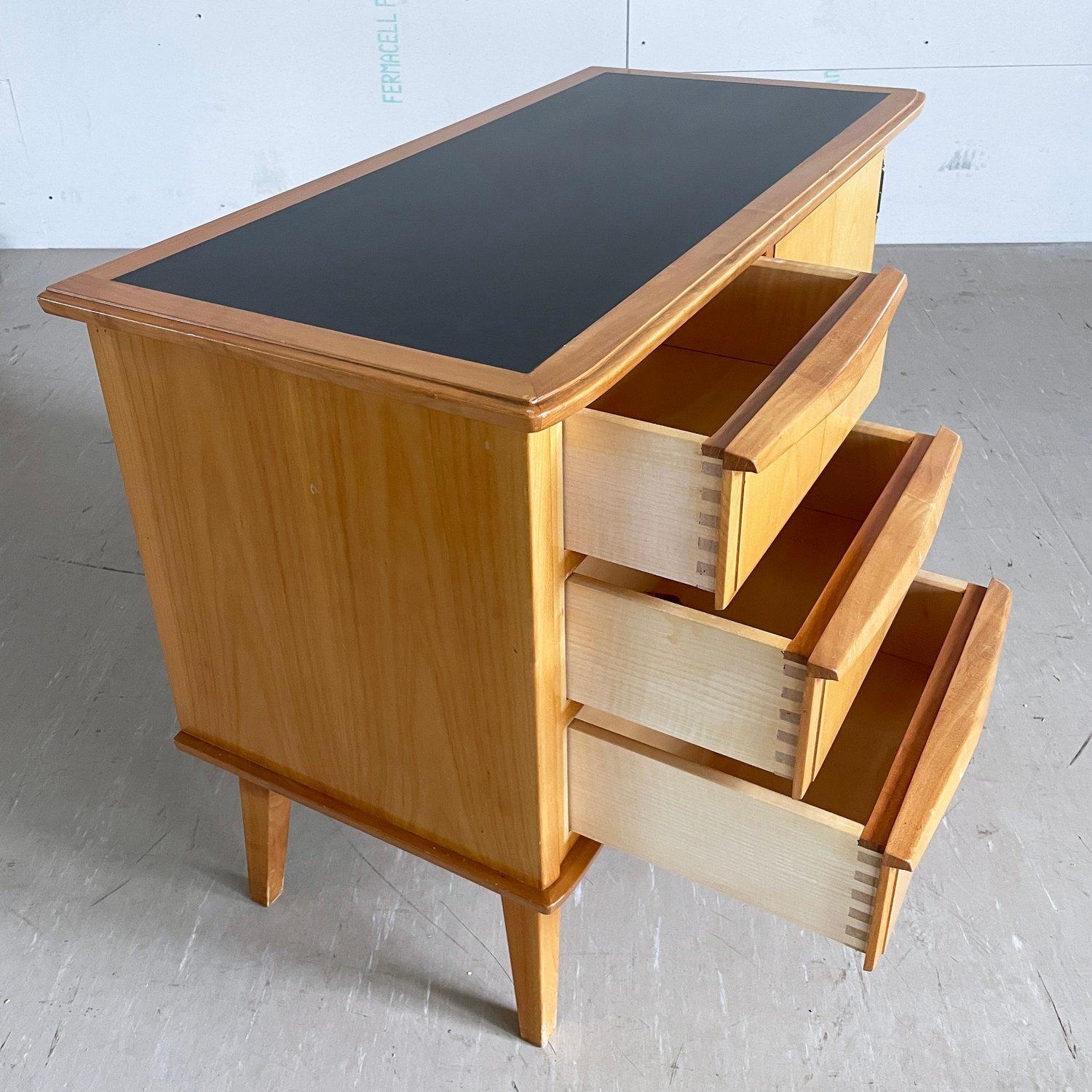 Schweizer Mid Century Getränkeschrank (Glas) im Angebot