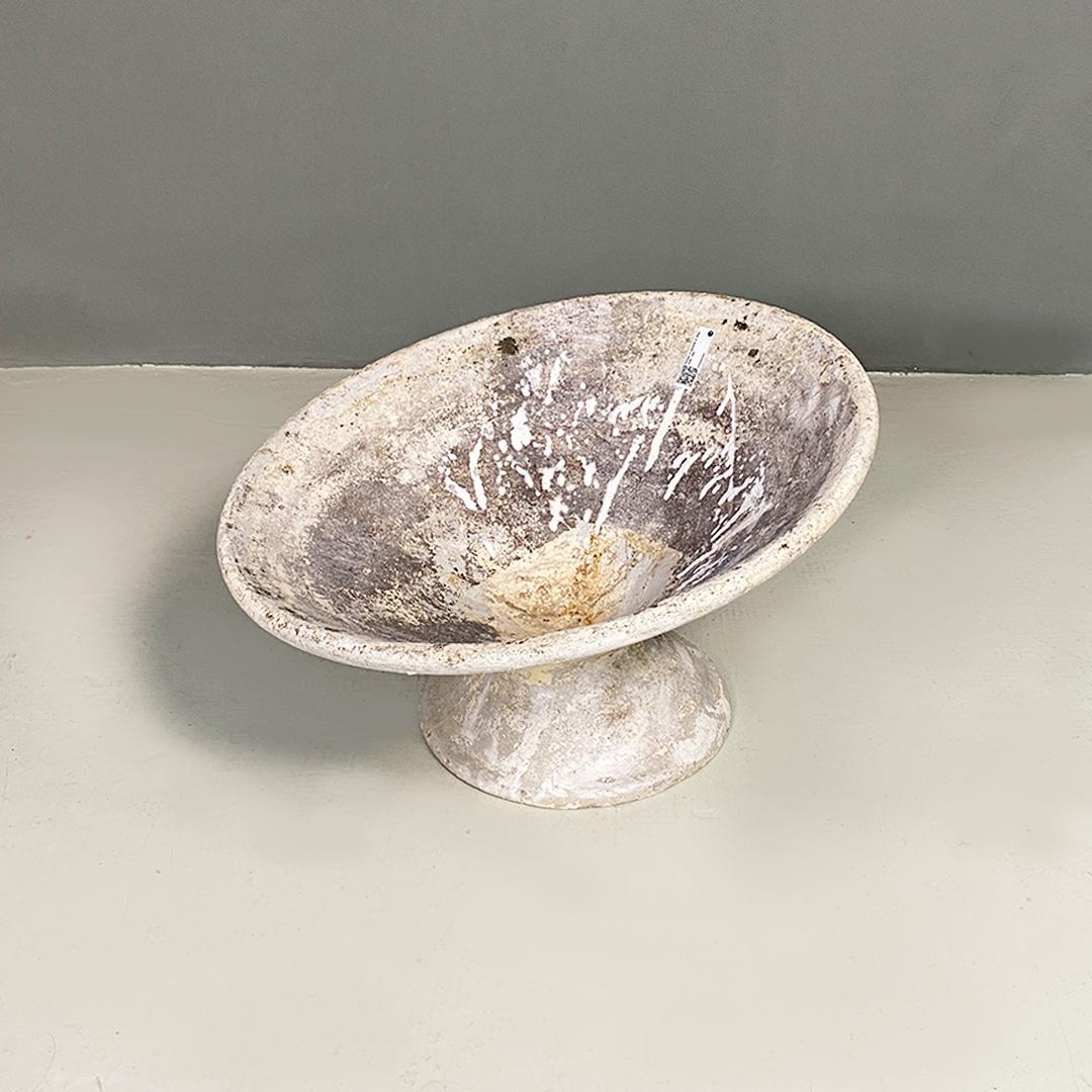 Swiss Mid-Century Modern Conical Concrete Diable Planter by Willy Gulh, 1950s In Fair Condition For Sale In MIlano, IT