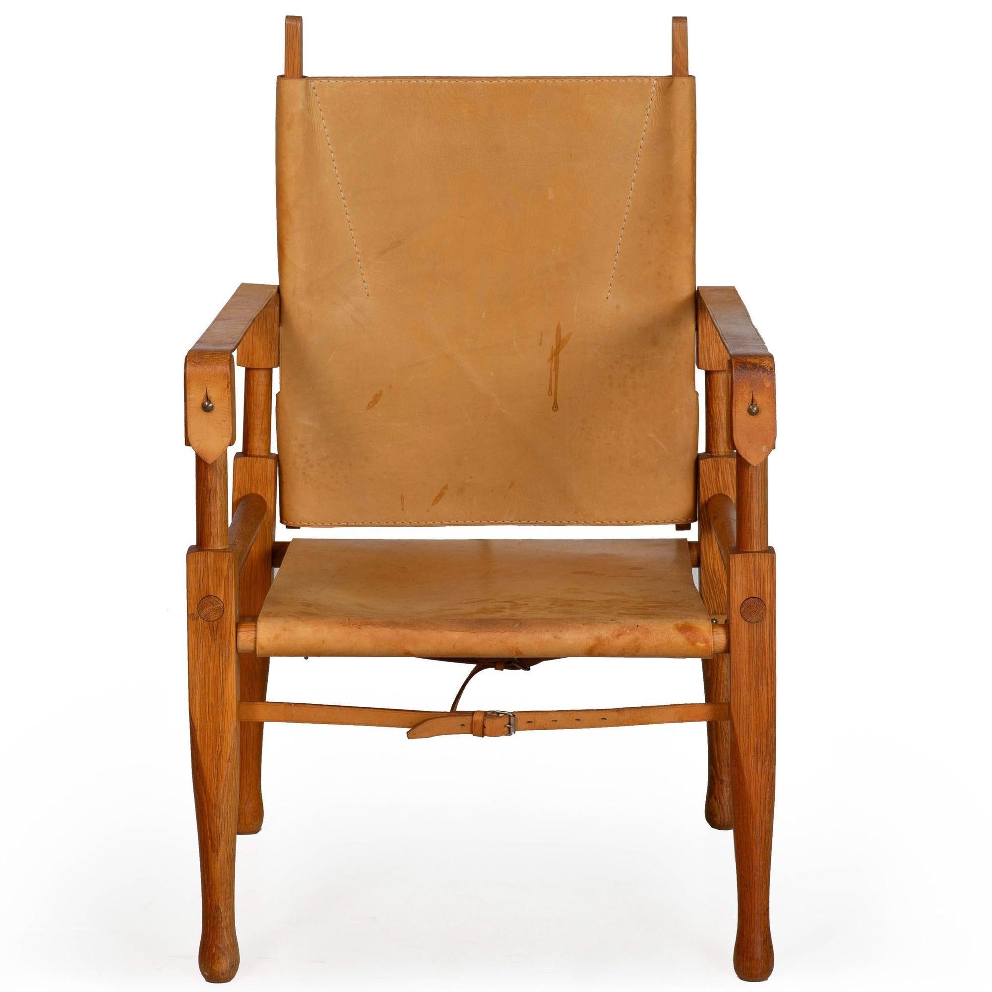 LEATHER AND OAK 
