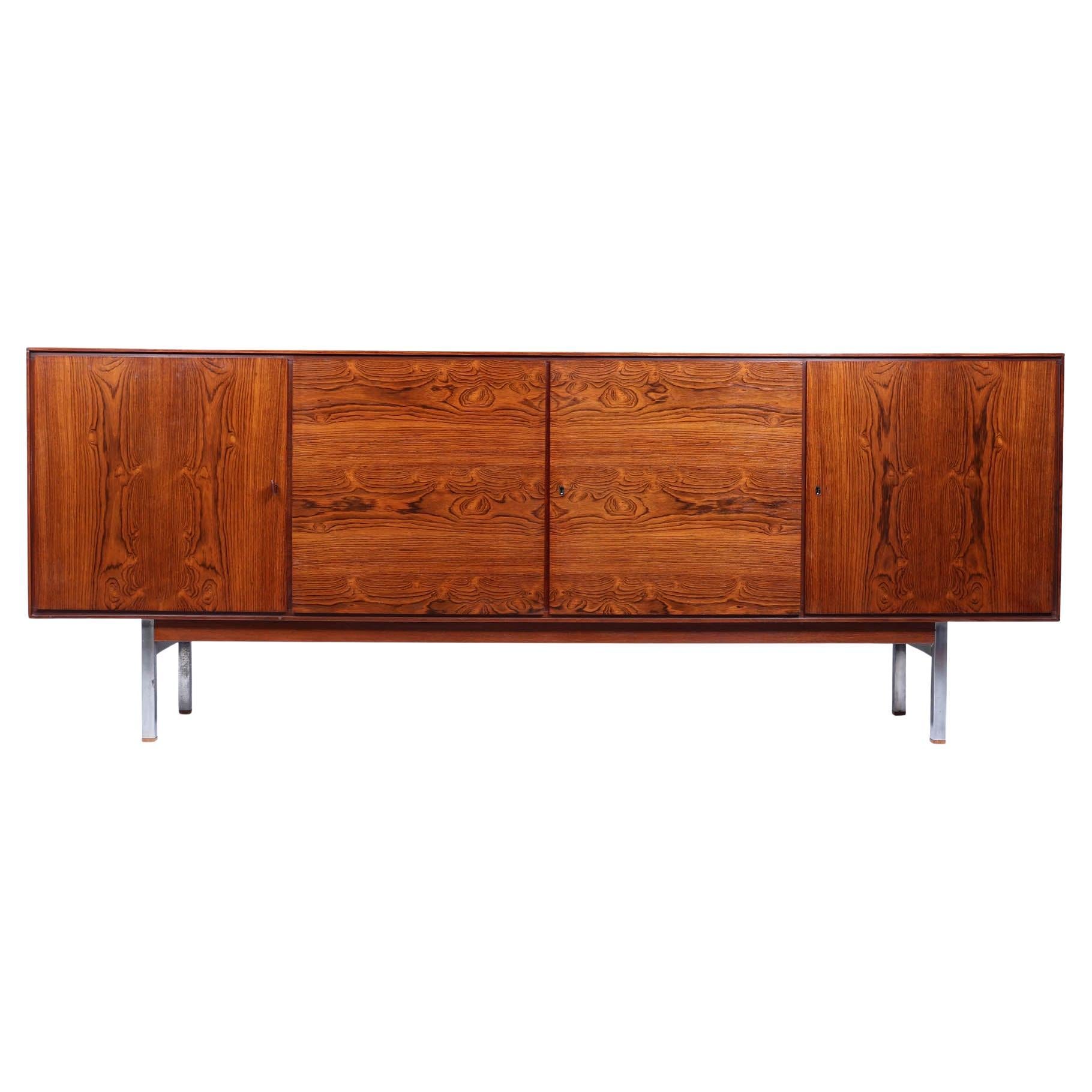 Credenza svizzera del metà del secolo scorso c1960