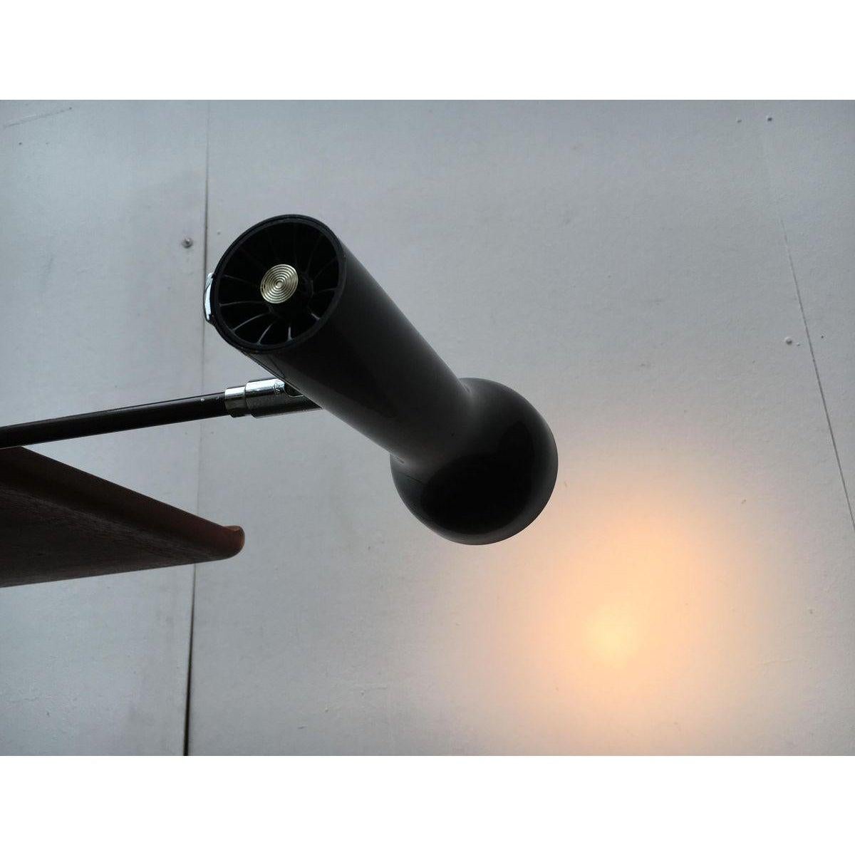Lampe de table ou d'étagère suisse de l'ère spatiale du milieu du siècle dernier par SLZ Team, années 1960 en vente 4
