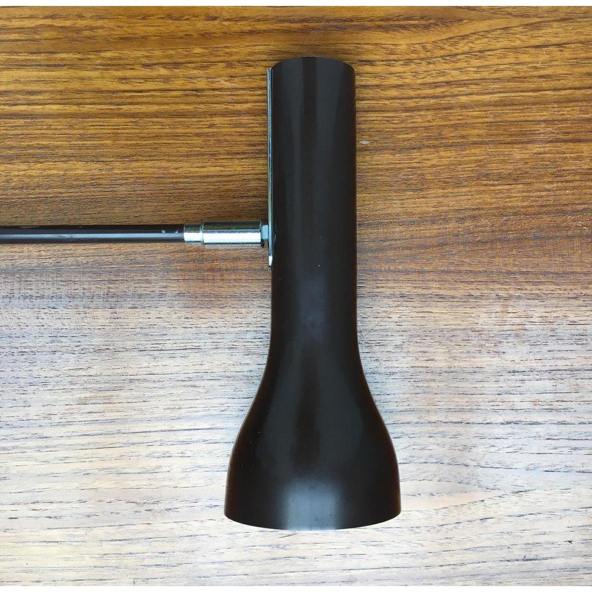 Métal Lampe de table ou d'étagère suisse de l'ère spatiale du milieu du siècle dernier par SLZ Team, années 1960 en vente