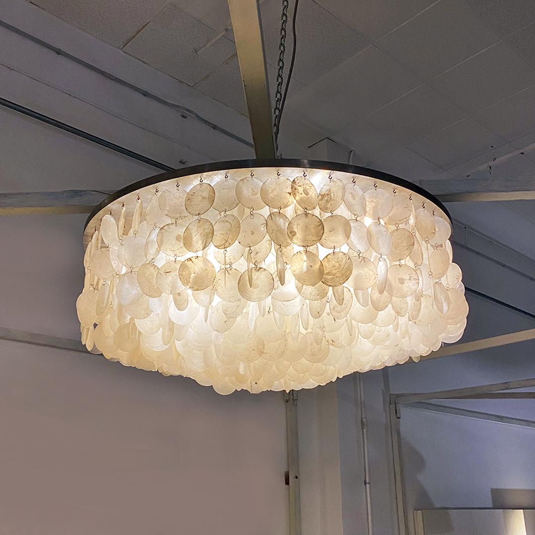 Swiss Modern Aluminum and Glass Fun Chandelier by Verner Panton for Luber, 1960s In Good Condition For Sale In MIlano, IT