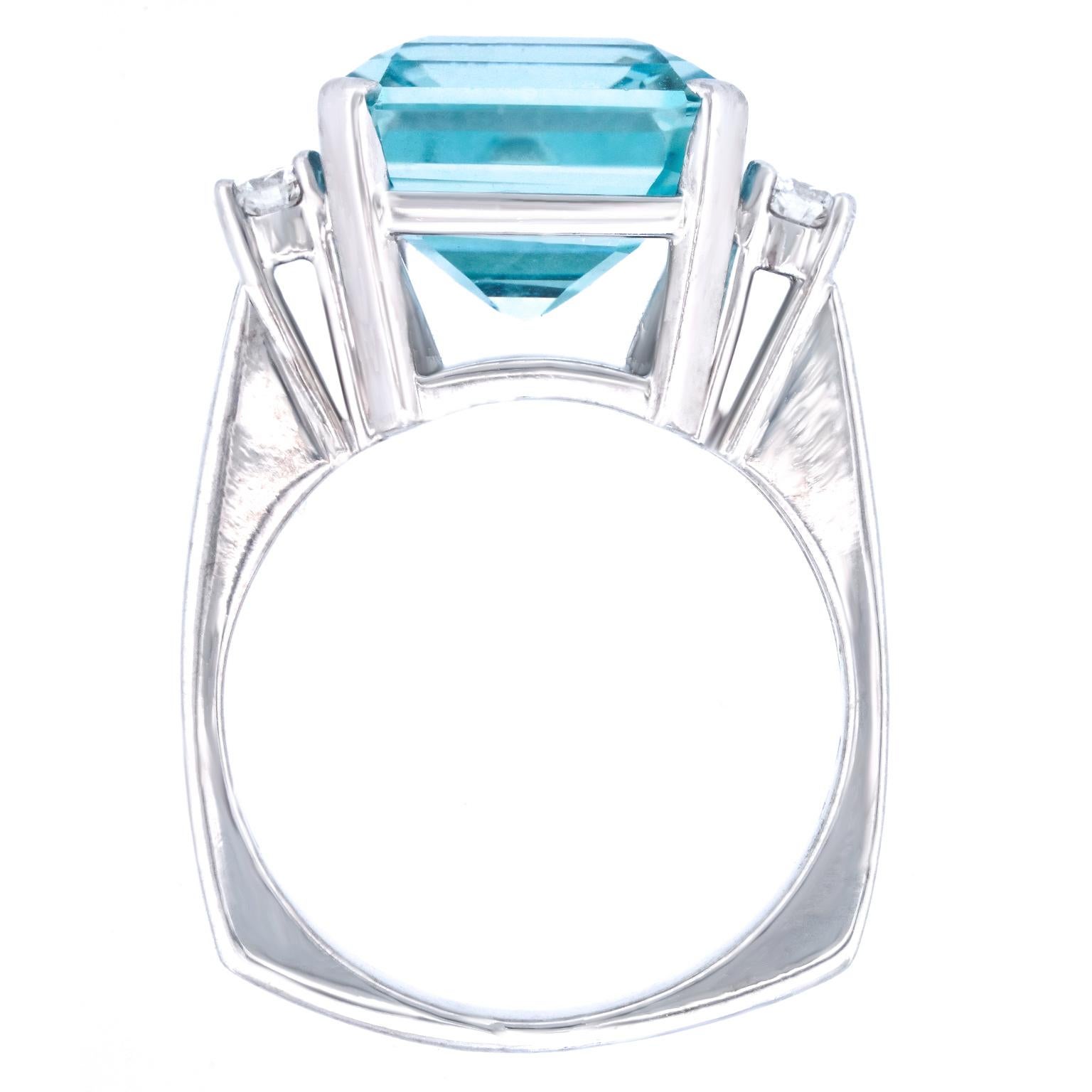 Swiss Modern Aquamarine and Diamond Ring For Sale 1