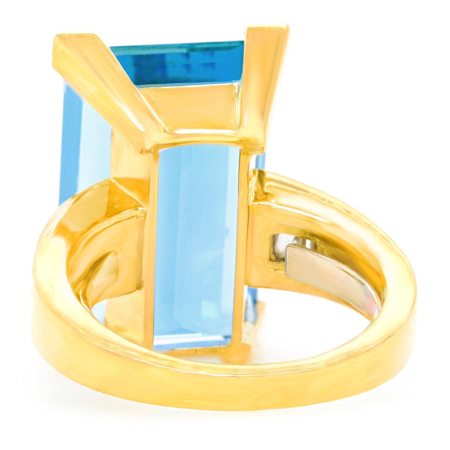 Emerald Cut Swiss Modern Aquamarine and Gold Ring For Sale