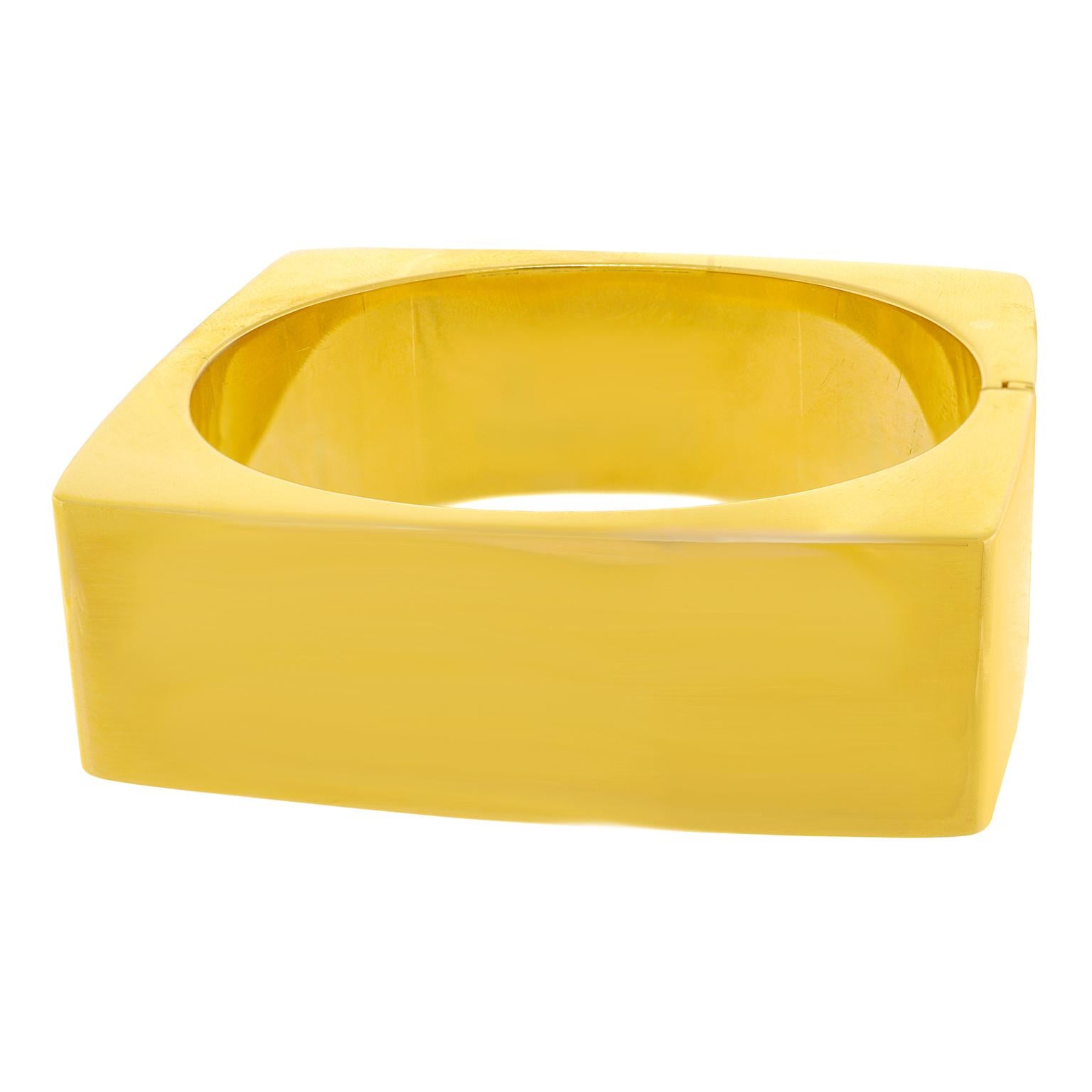 Women's or Men's Swiss Modern Gold Bangle