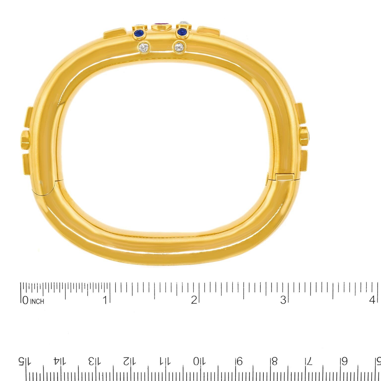 Round Cut Swiss Modern Gold Bracelet by Trudel For Sale