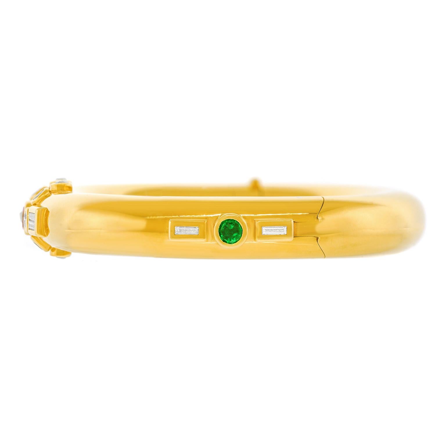 Swiss Modern Gold Bracelet by Trudel For Sale 1