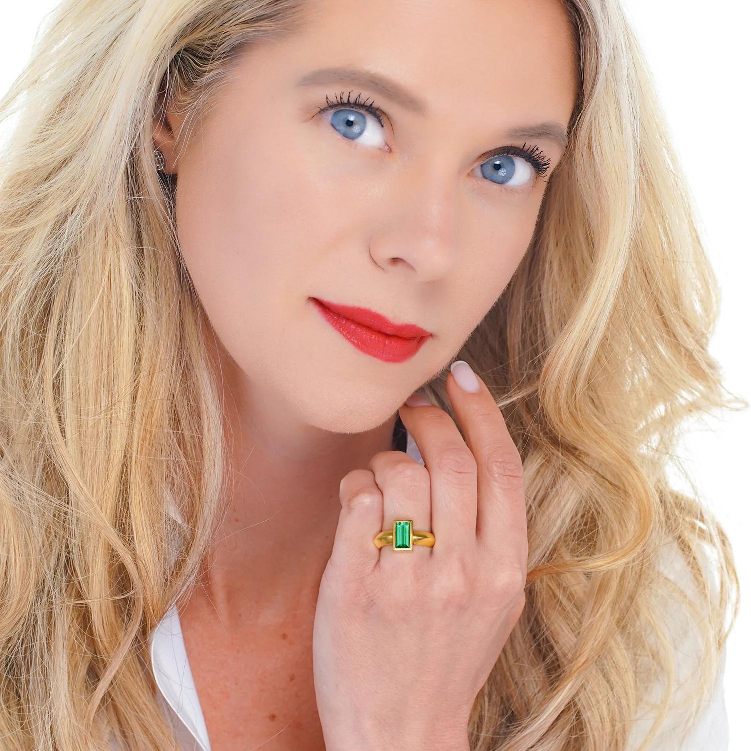 Emerald Cut Swiss Modern Tourmaline Ring For Sale