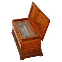 Swiss Oak Wood Cylinder Music Box, 19th Century