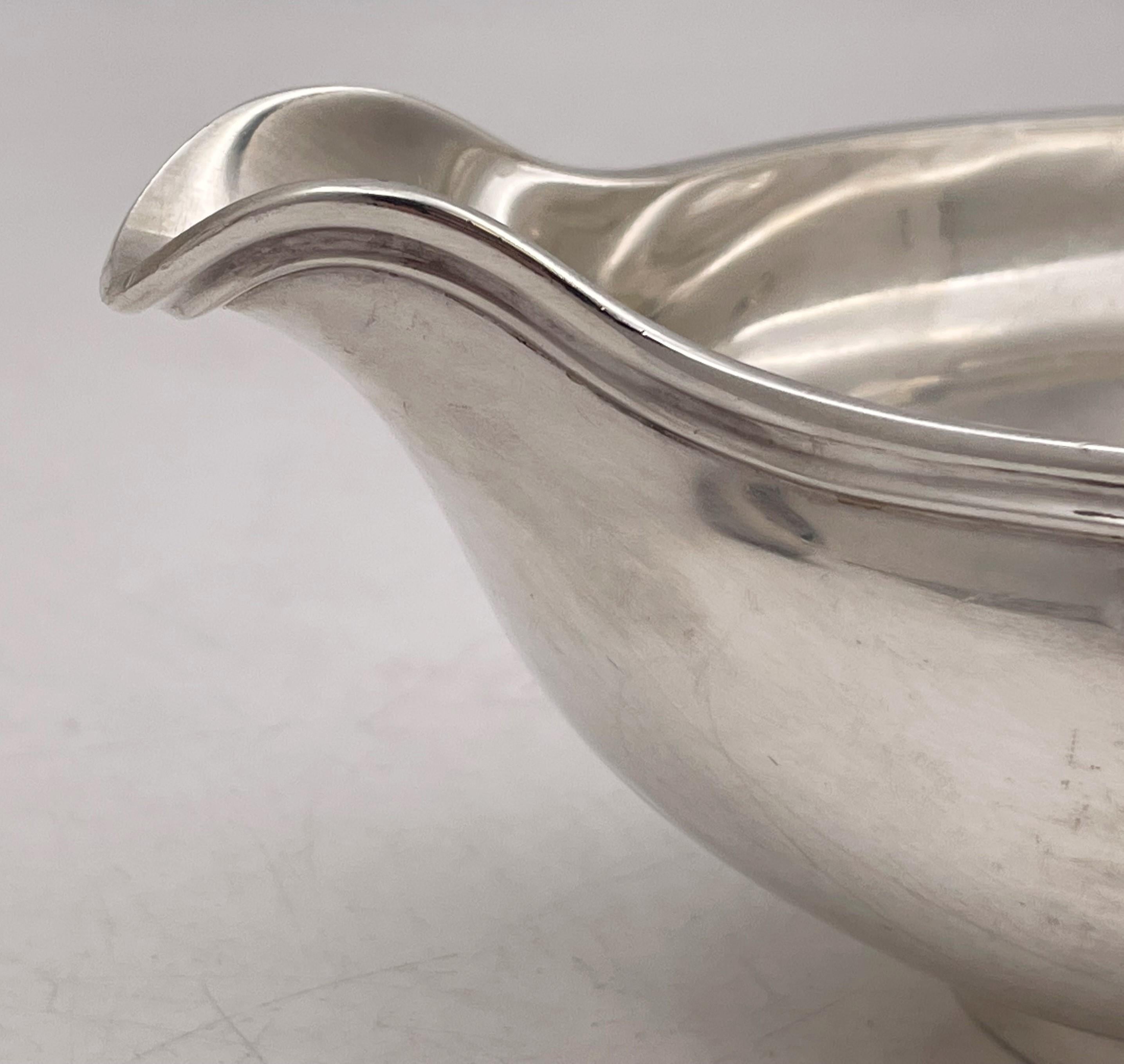 20th Century Swiss Sterling Silver Gravy Sauce Boat in Mid-Century Modern Style For Sale