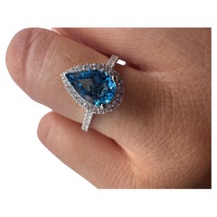 Swiss Topaz & Diamond ring 18KT white gold