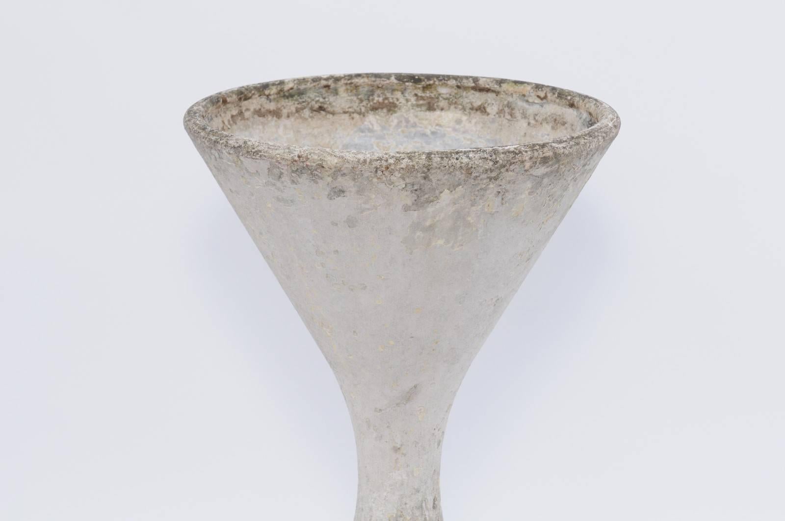 Swiss Willy Guhl for Eternit Diabolo Concrete Hourglass Planter from the 1960s 3