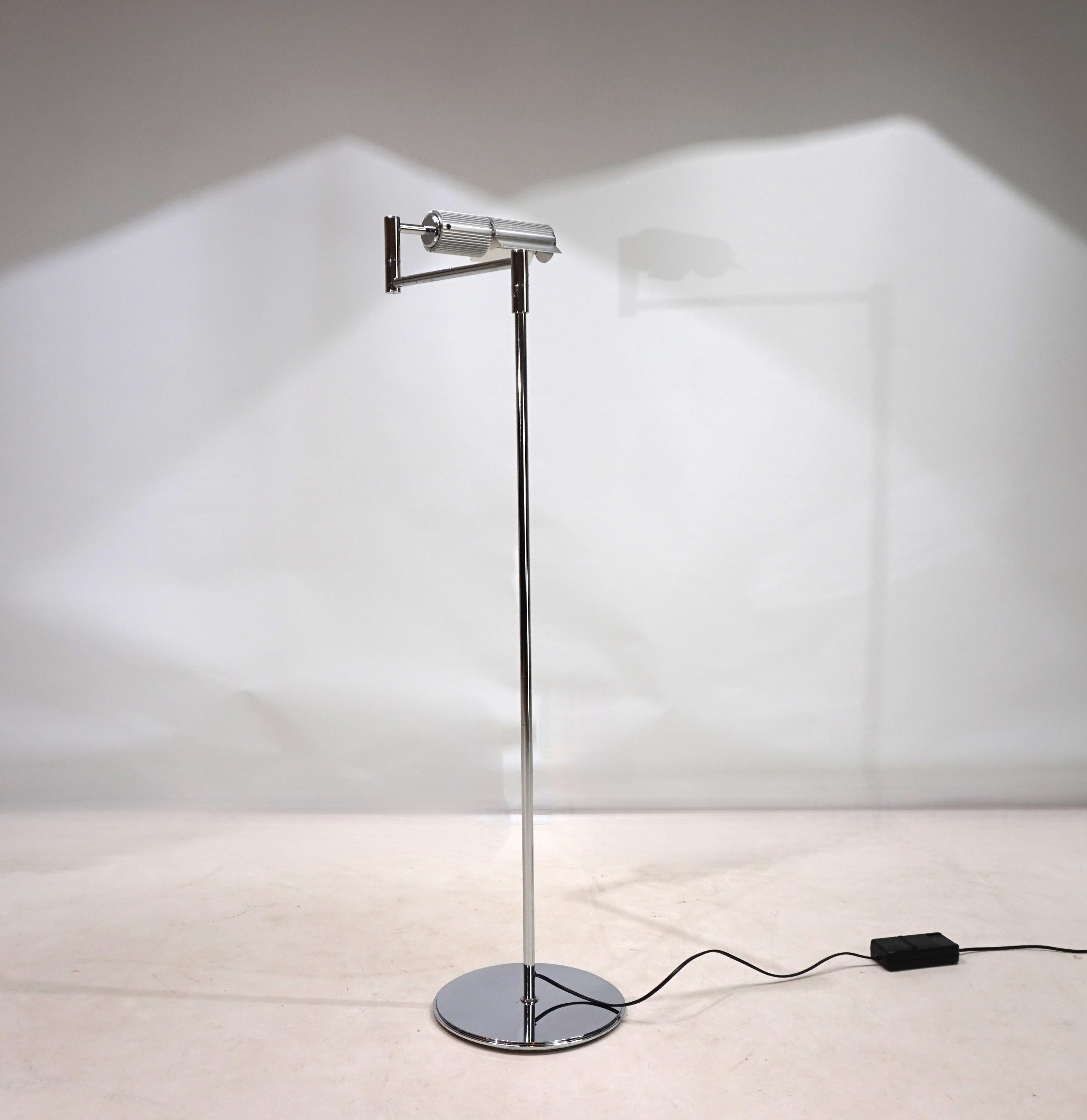 Swisslamps Haloprofil 878HR floor lamp by Viktor Frauenknecht, 1979 For Sale 3