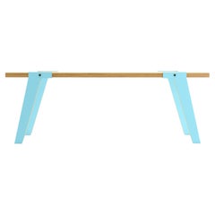 Switch bench light blue 