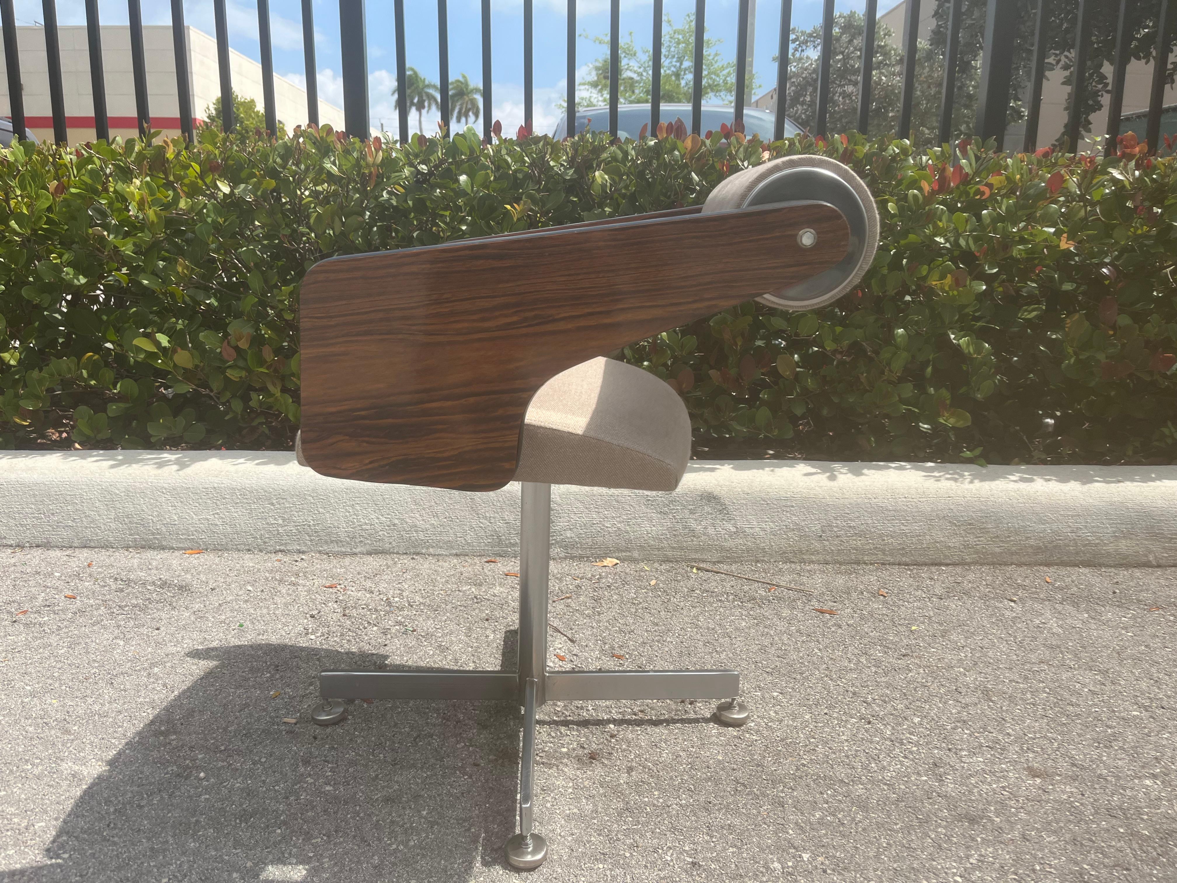 Fauteuil pivotant de Luigi Tiengo en vente 10