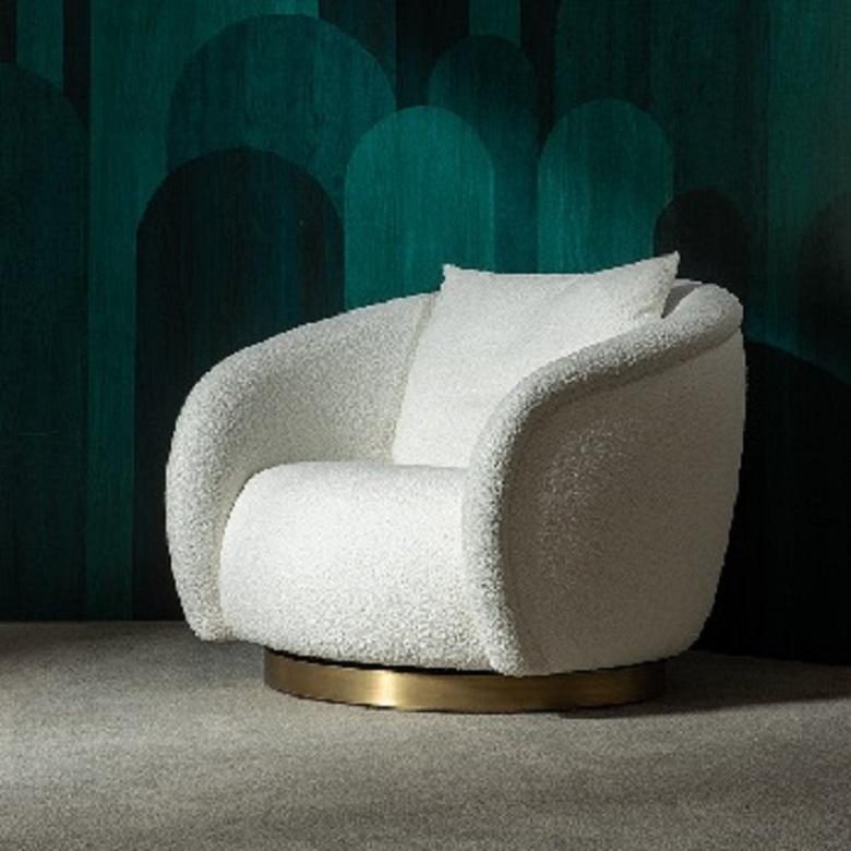 Swivel Armchair in Bouclé Fabrics & Brushed Brass Base For Sale 2