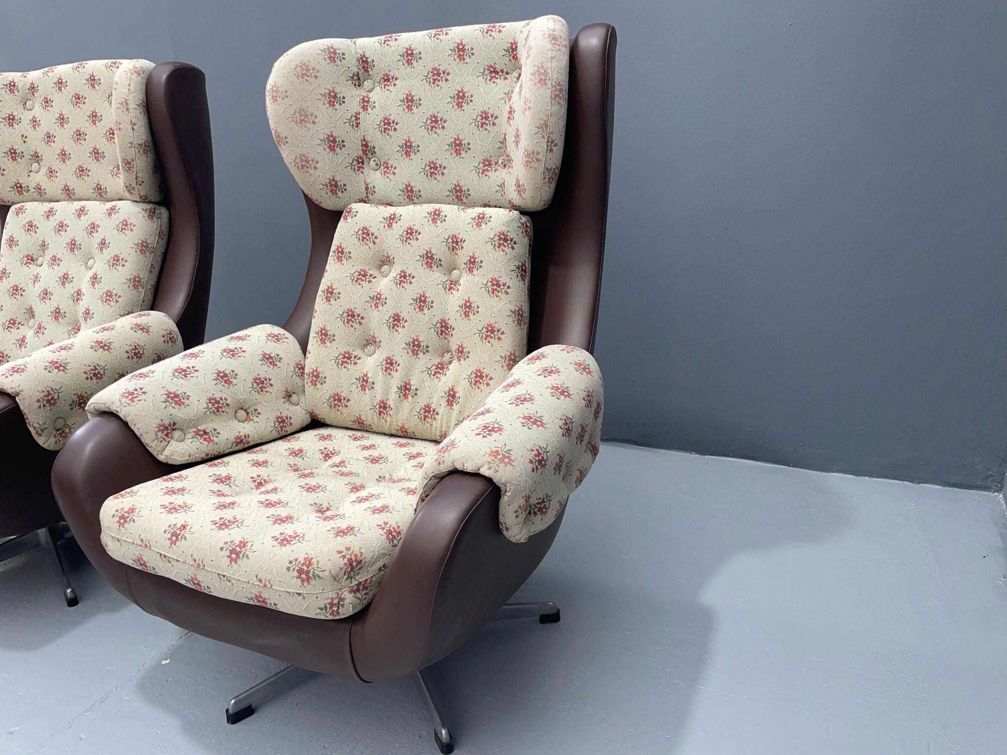 Art déco Fauteuil pivotant Ušák - ÚP Závody Rousínov, 1960 en vente