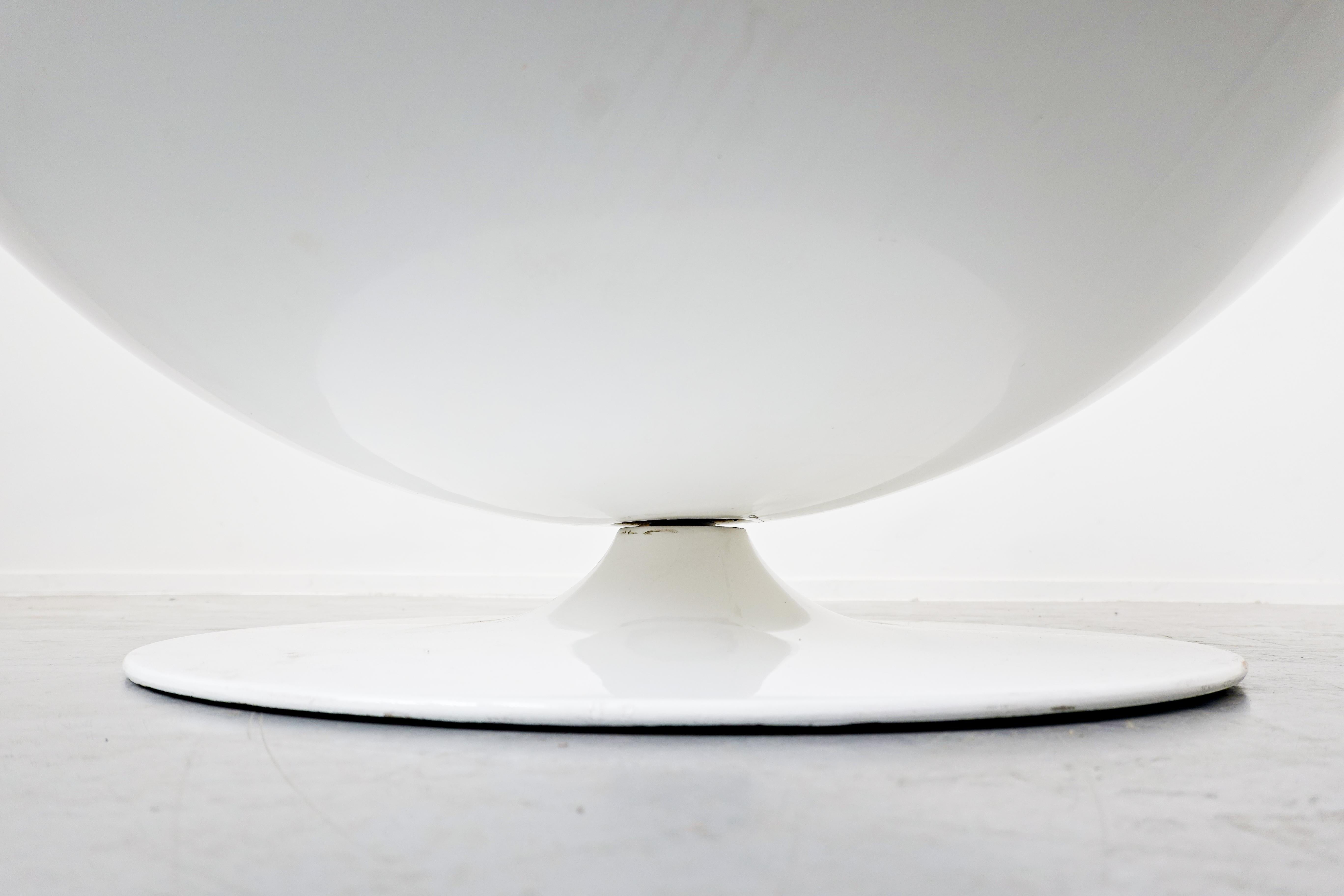 Finnish Swivel Ball Chair Attributed to Eero Aarnio