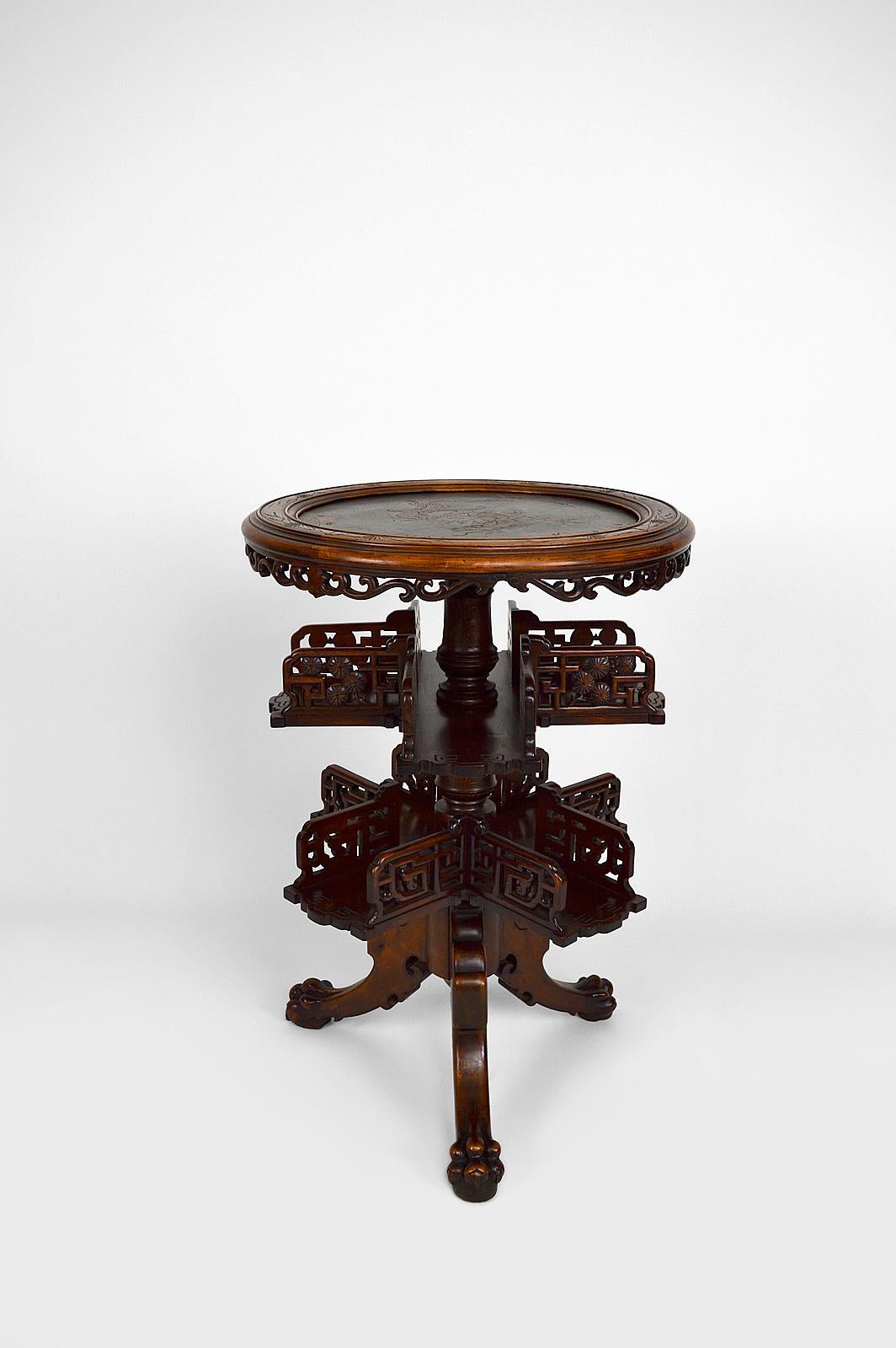 Swivel Bookcase Table with Carved Top by Gabriel Viardot, Japonism, circa 1880 In Good Condition For Sale In VÉZELAY, FR