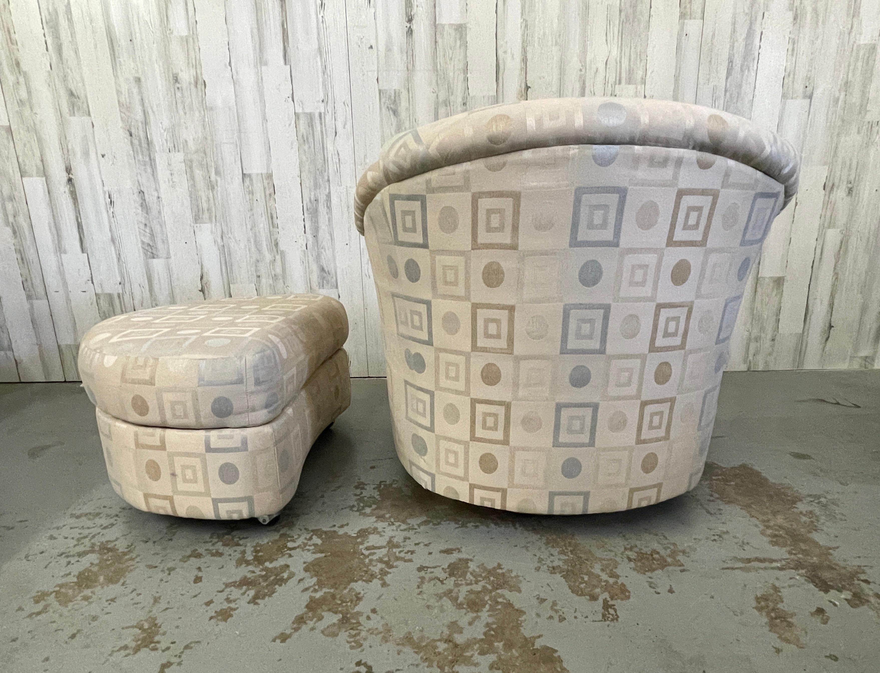 Modern Swivel Chair and Ottoman by Milo Baughman for Directional For Sale