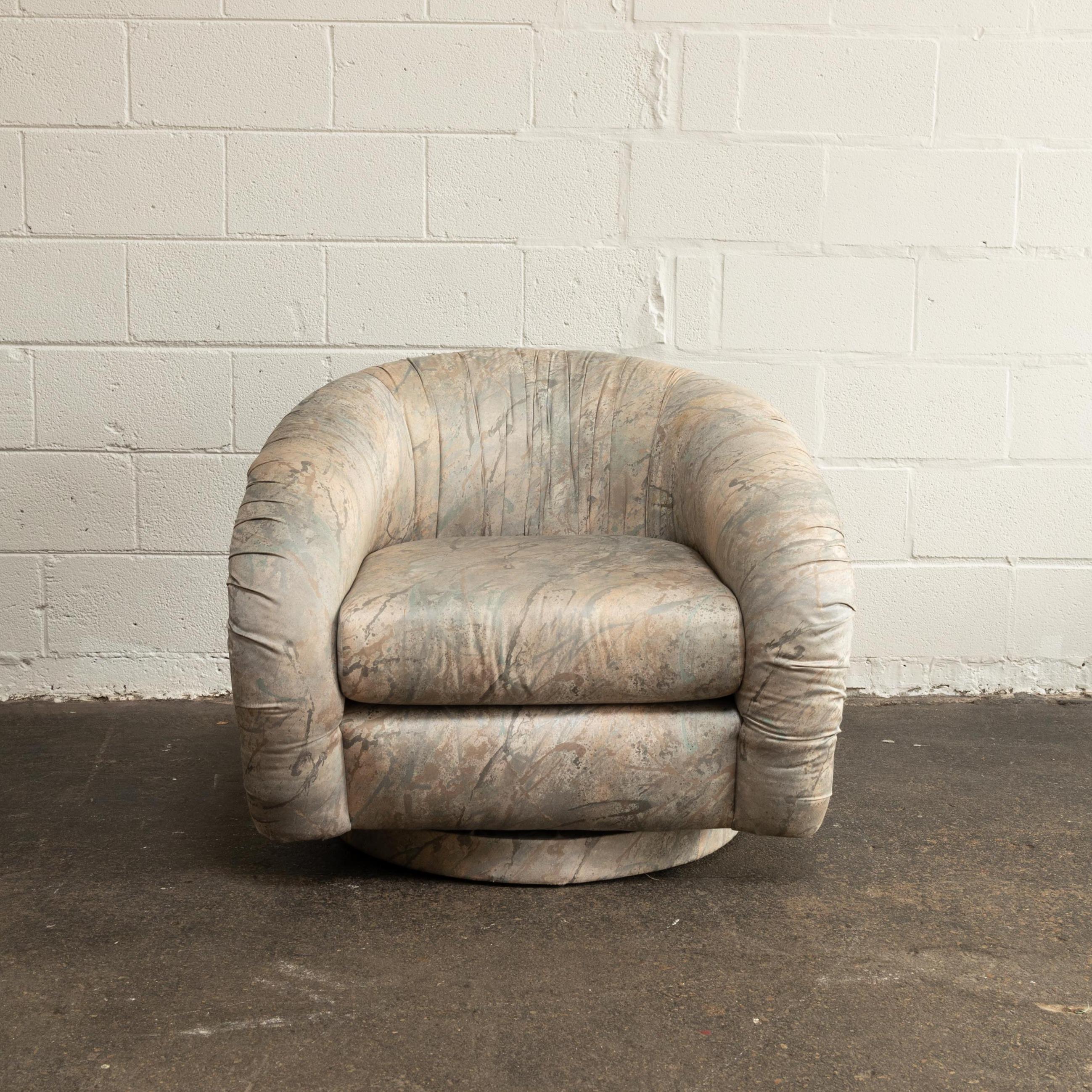 Fantastic swivel design w/ plush overstuffed cushions.