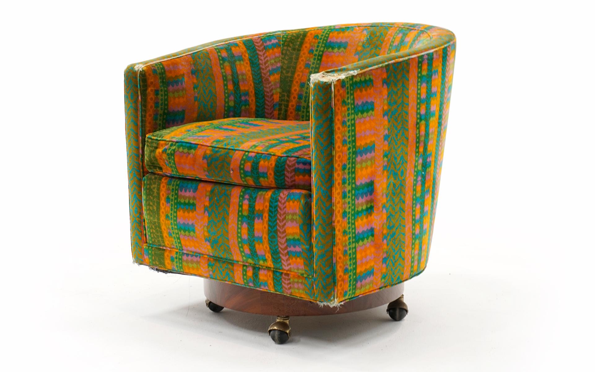 Mid-Century Modern Swivel Chair by Edward Wormley for Dunbar, Priced Low for Reupholstery, Signed