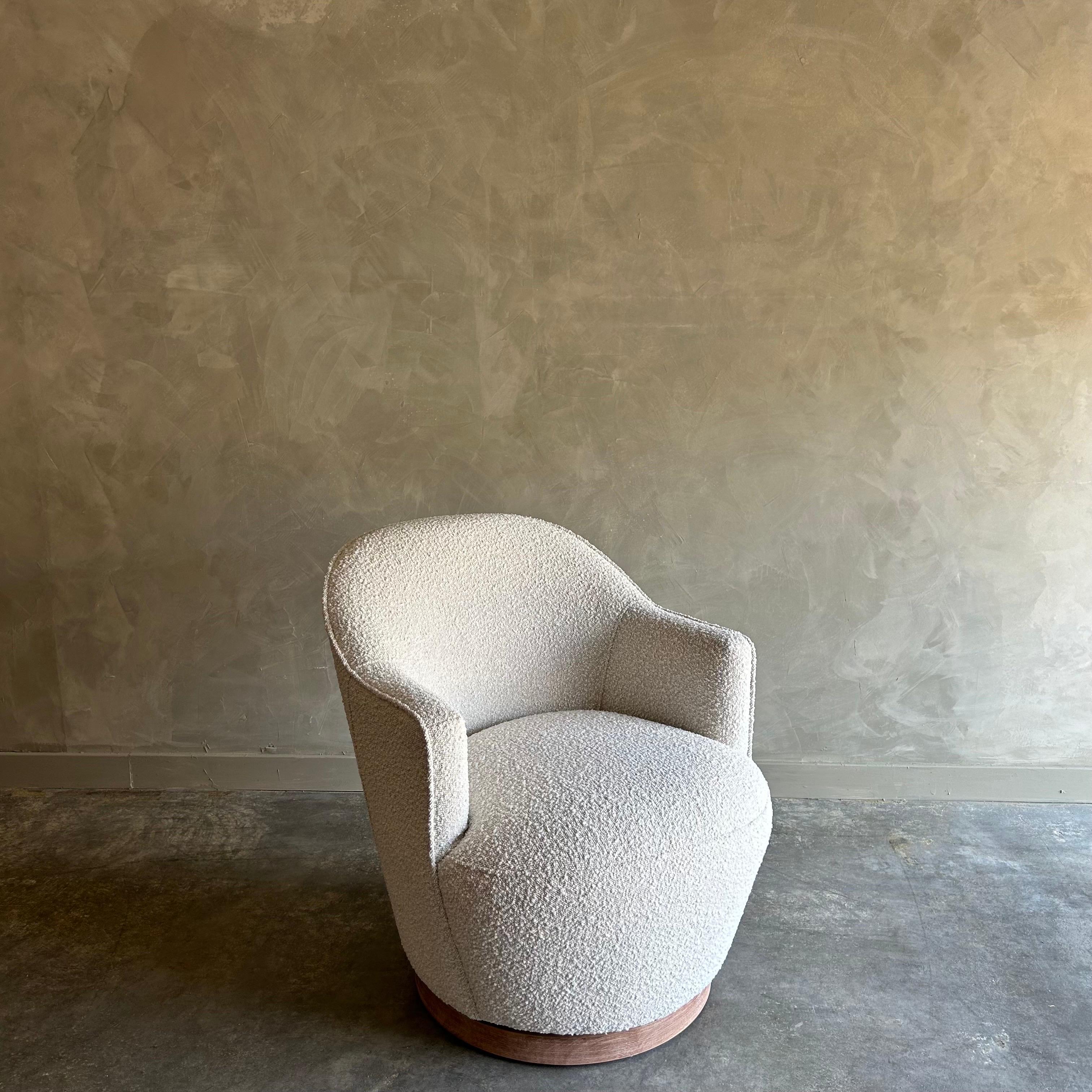 Swivel Chair in Creamy White Boucle with Wood Trim Base For Sale 4