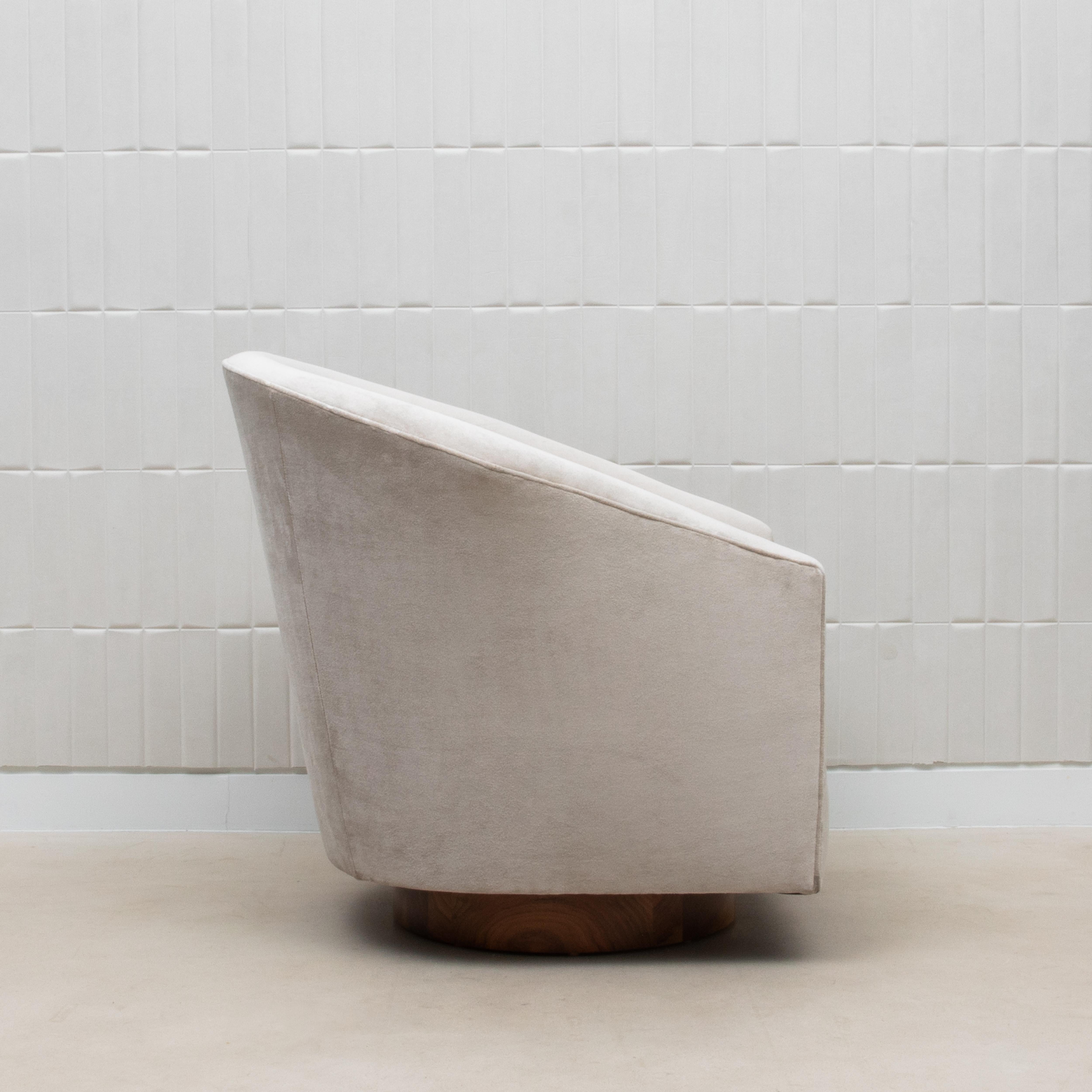 Americano Sedia girevole in velluto grigio con Wood di MOGUL - IN STOCK in vendita