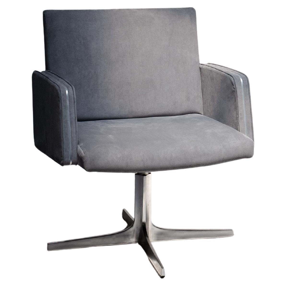 Chaise pivotante, Sakakura Design Association, Japon, années 1970 en vente