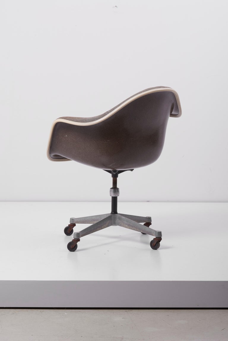 Swivel Chair with Casters by Ray and Charles Eames for Herman Miller