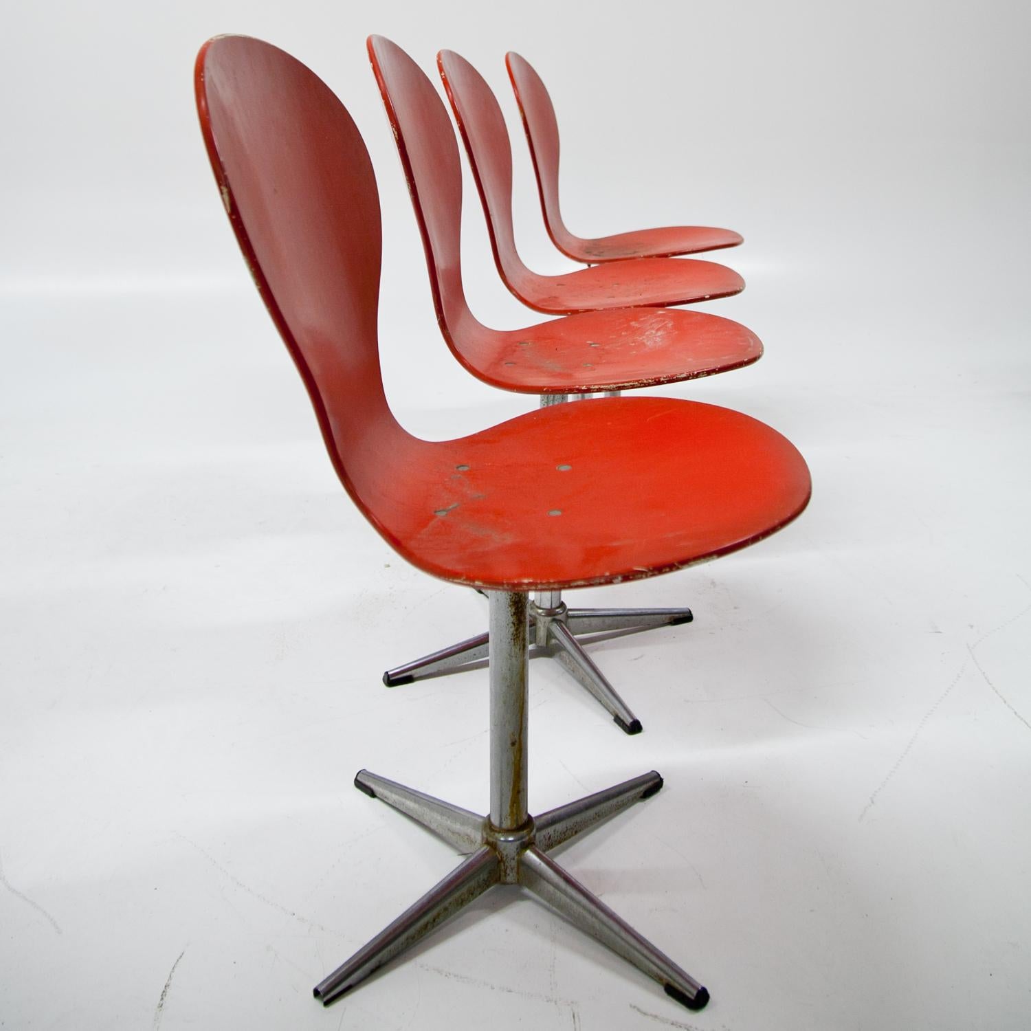 Mid-20th Century Swivel Chairs by Benze, 1960s