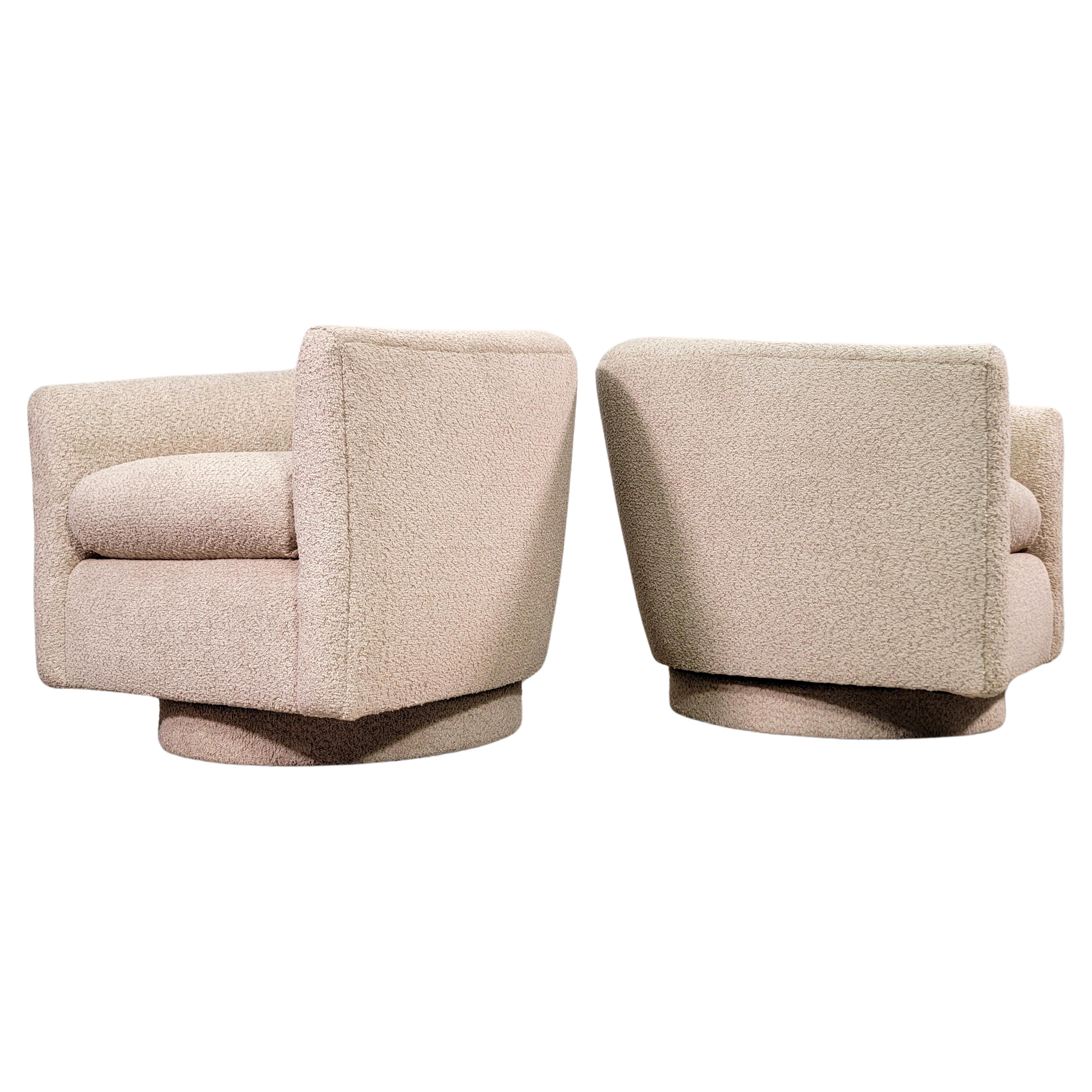 Fabric Swivel Chairs in Bouclé in the Style of Milo Baughman, 1970s For Sale