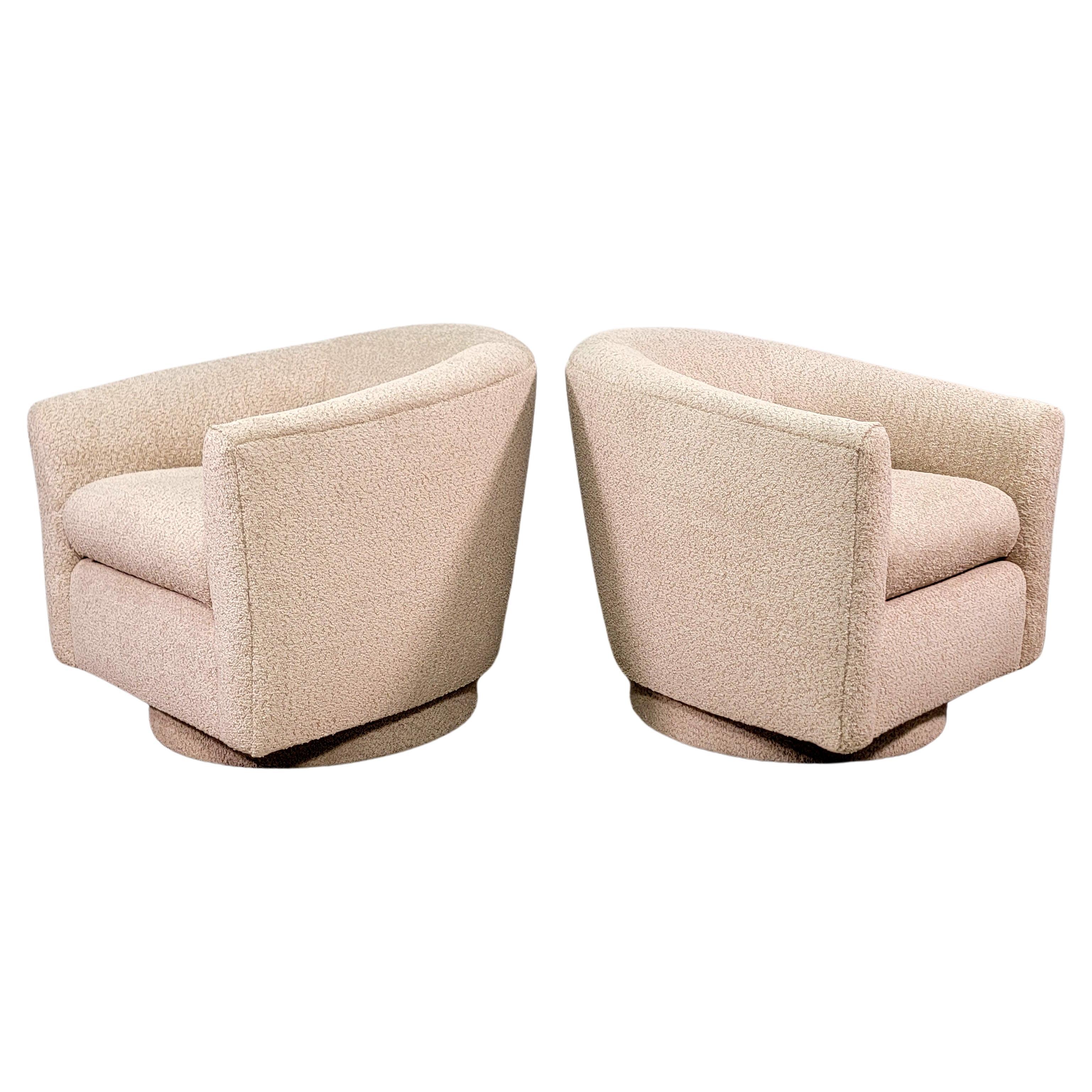 Swivel Chairs in Bouclé in the Style of Milo Baughman, 1970s For Sale 1