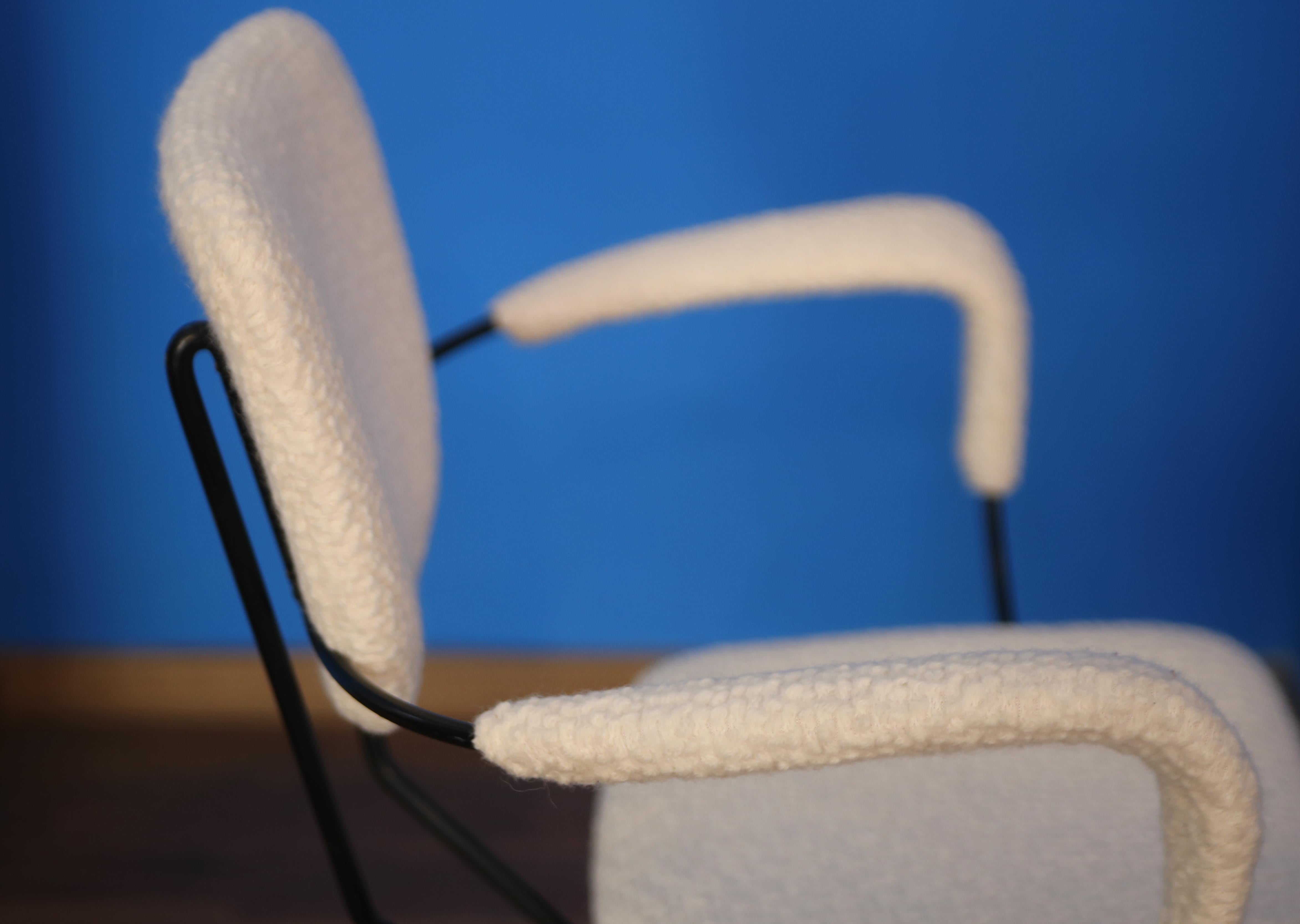 Italian Swivel desk chair by Gastone Rinaldi for Rima in white boucle, Italy, 1950s For Sale
