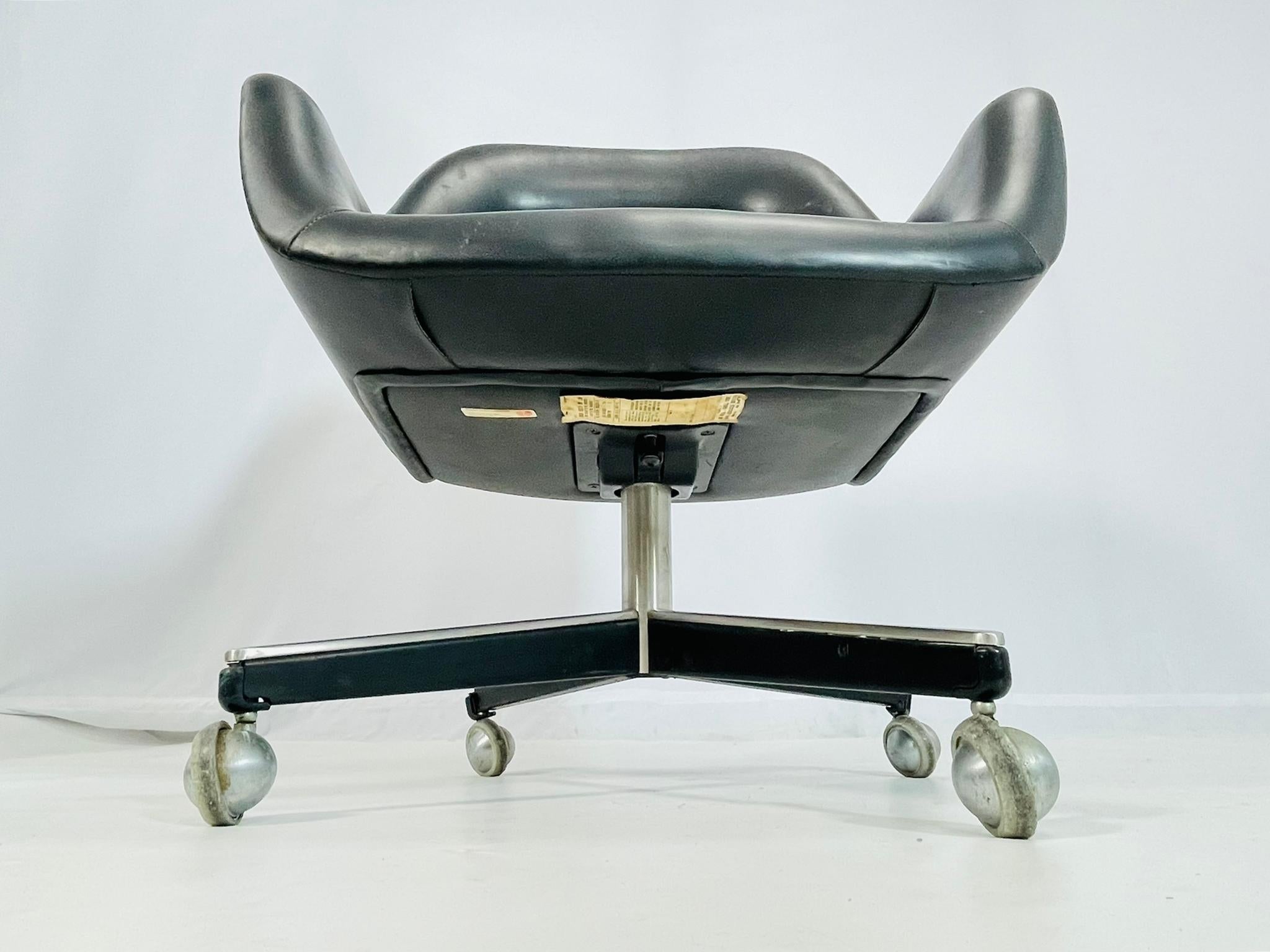 Drehbarer Schreibtischstuhl von Max Pearson für Knoll International, USA 1970 im Angebot 3