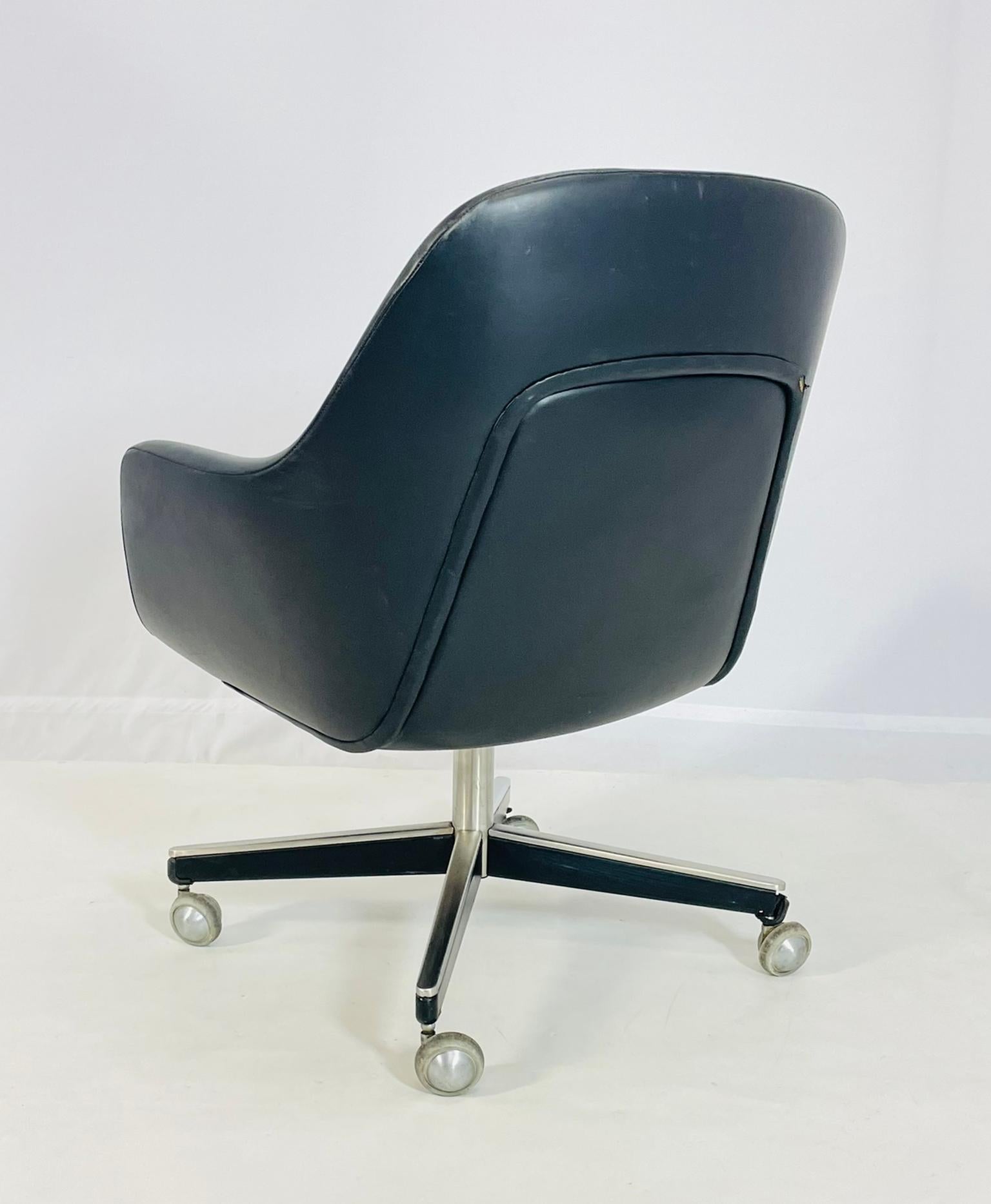 Drehbarer Schreibtischstuhl von Max Pearson für Knoll International, USA 1970 im Angebot 1