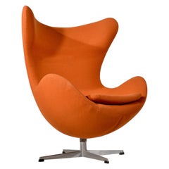 Vintage Swivel Egg Chair by Arne Jacobsen