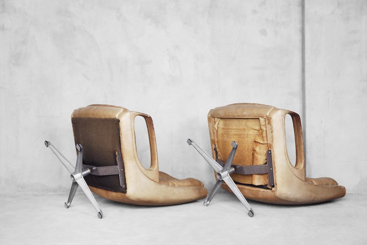 Swivel Leather Chairs by Carl Straub, 1950s, Set of Two For Sale 9