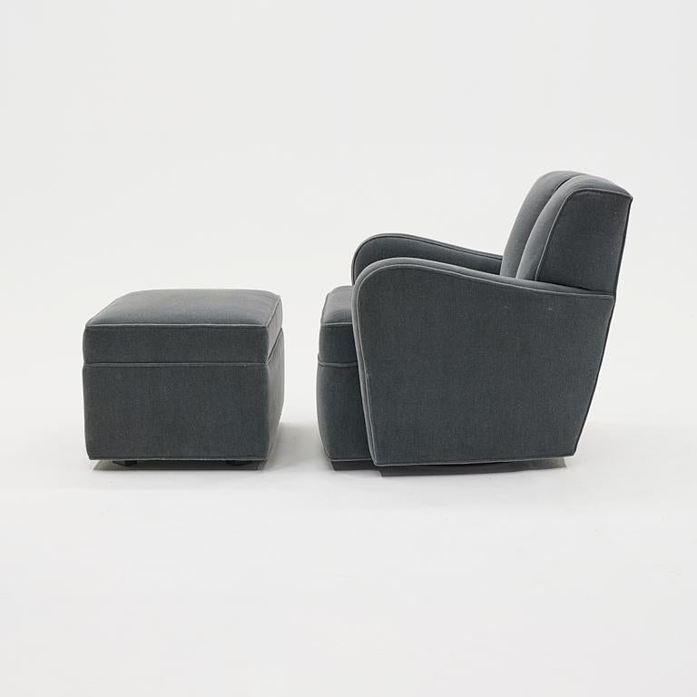Mid-20th Century Swivel Lounge Chair and Ottoman by Paul T. Frankl, 1940s. Gray Mohair Upholstery For Sale