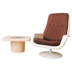 Vintage Swivel Lounge Chair and Side Table by Robin Day for Hille, 1970s
